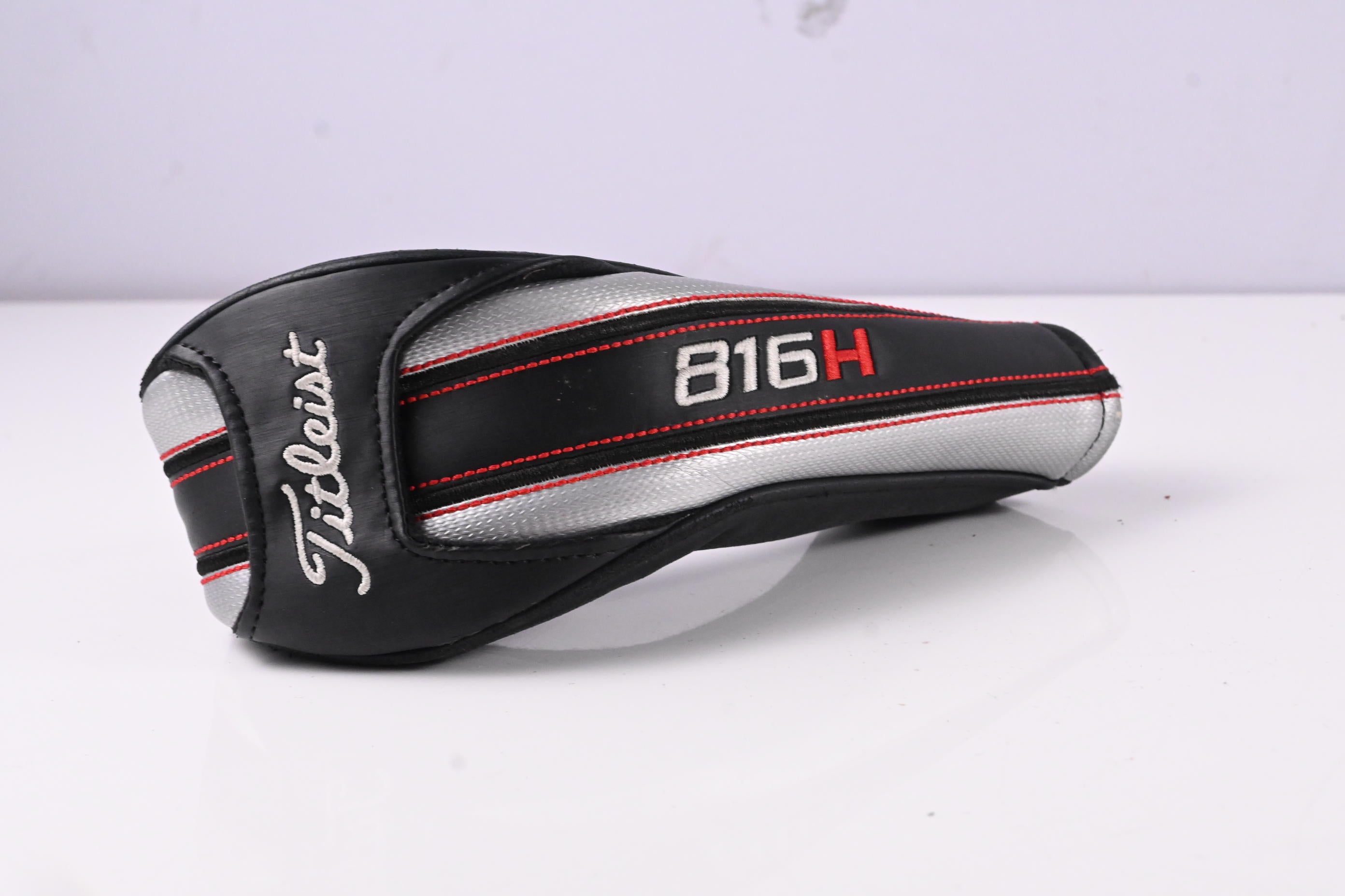 Titleist 816 H2 #3 Hybrid / 21 Degree / Regular Flex Diamana Red M+60 Shaft