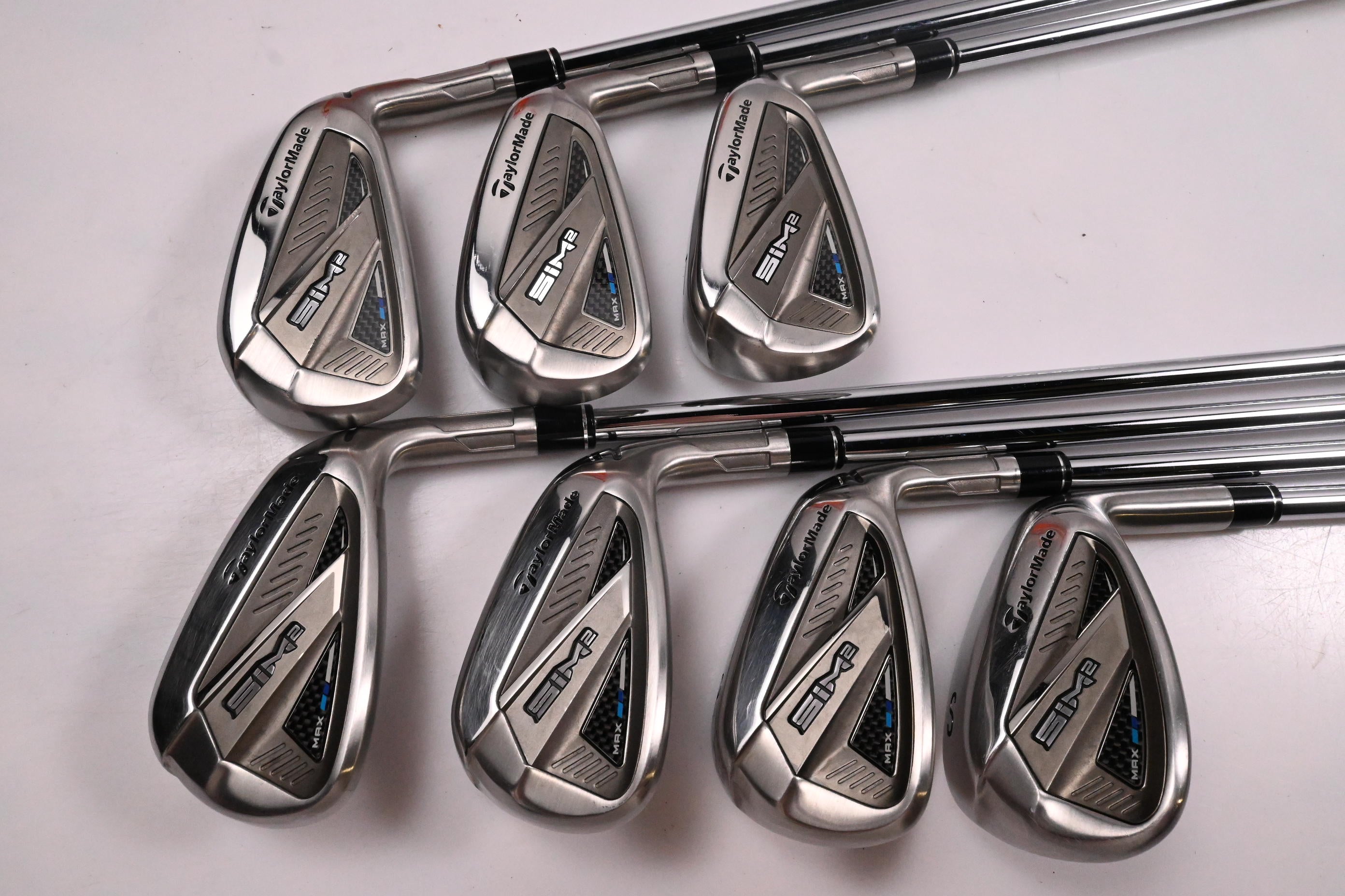 Taylormade SIM2 Max Irons / 5-PW+SW / Regular Flex KBS MAX MT 85 Shafts