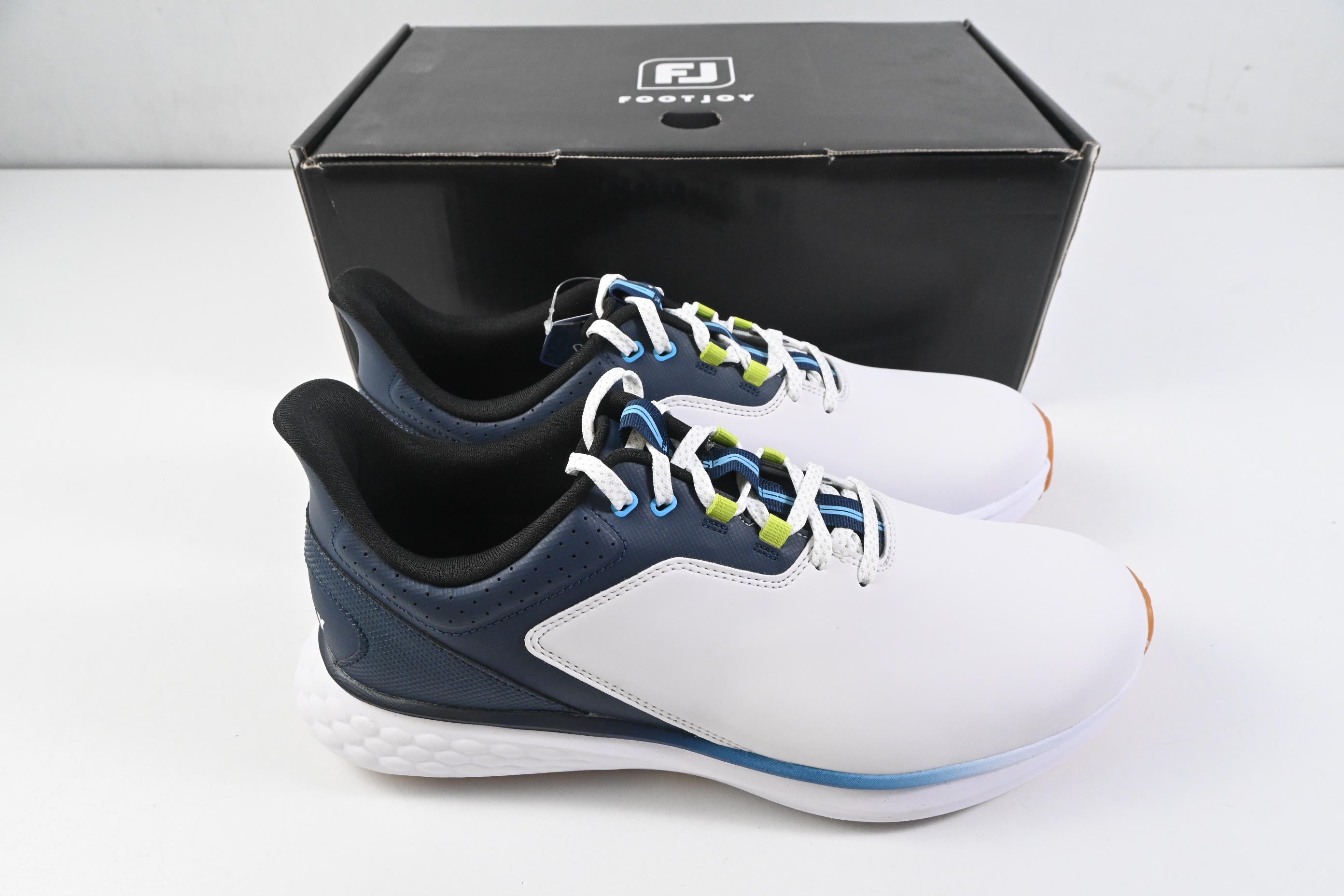 FootJoy Pulse Golf Shoes / Size UK 10 / White, Gum & Navy