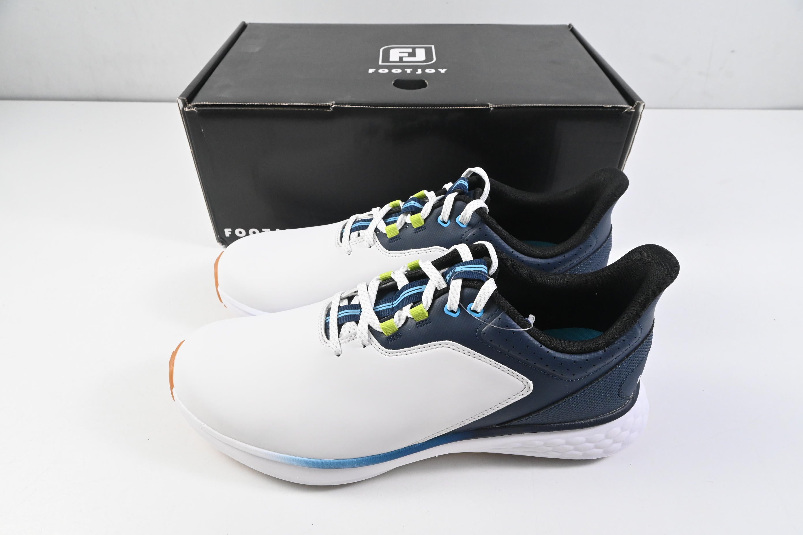 FootJoy Pulse Golf Shoes / Size UK 10 / White, Gum & Navy
