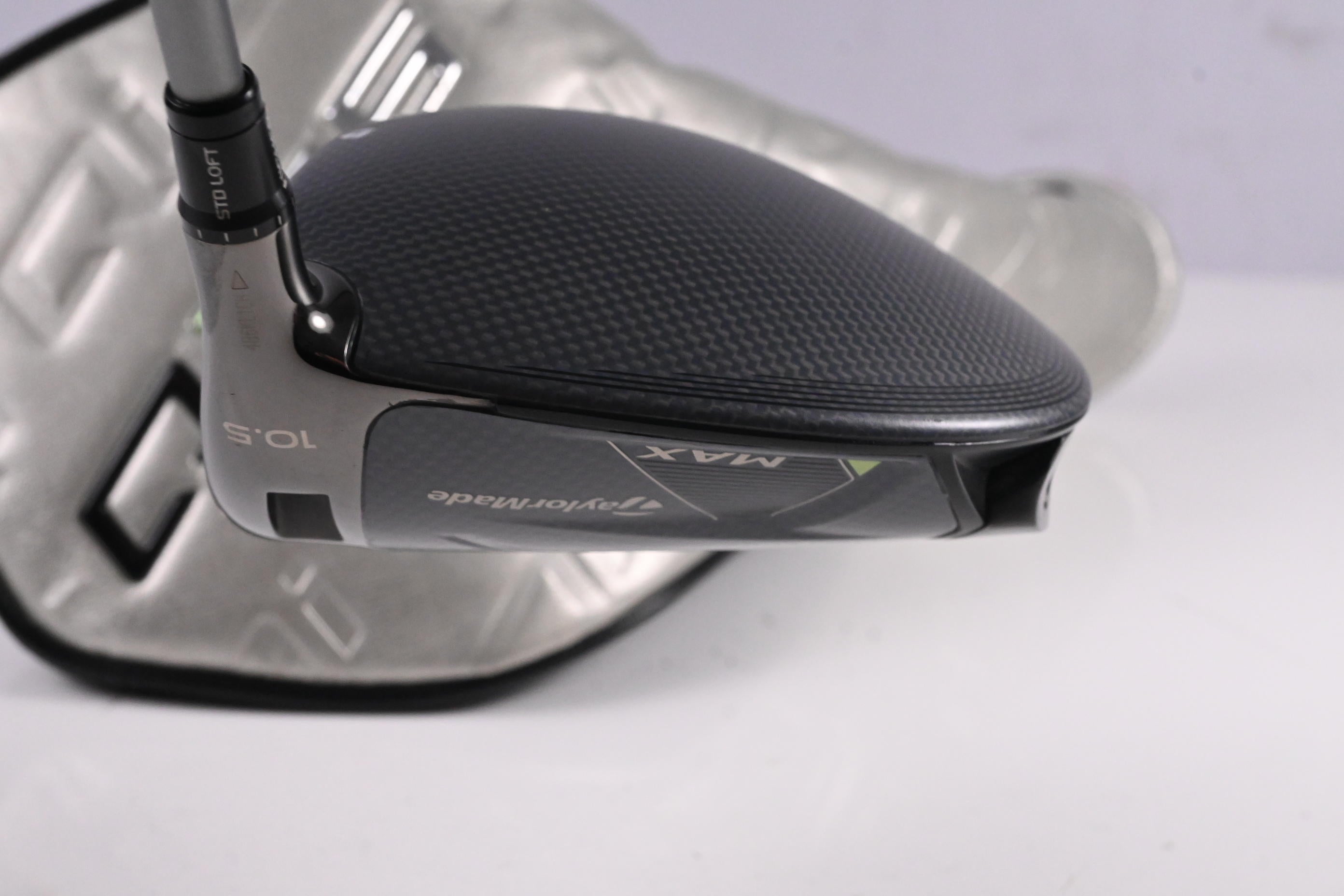 Taylormade Qi35 Max Driver / 10.5 Degree / Regular Flex Air Speeder 50 Shaft
