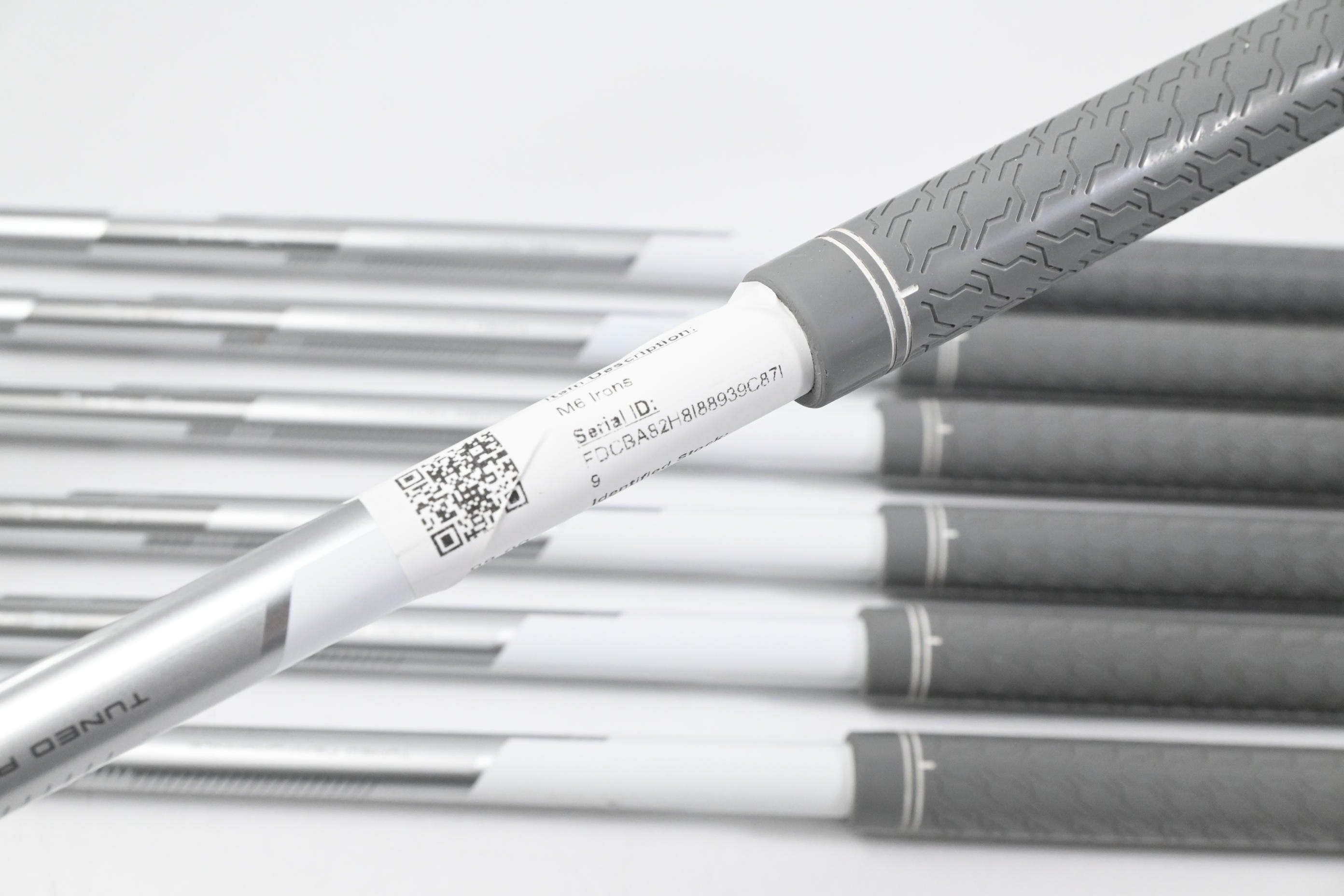 Ladies Taylormade M6 Irons / 5-PW+SW / Ladies Flex Taylormade 45 Shafts