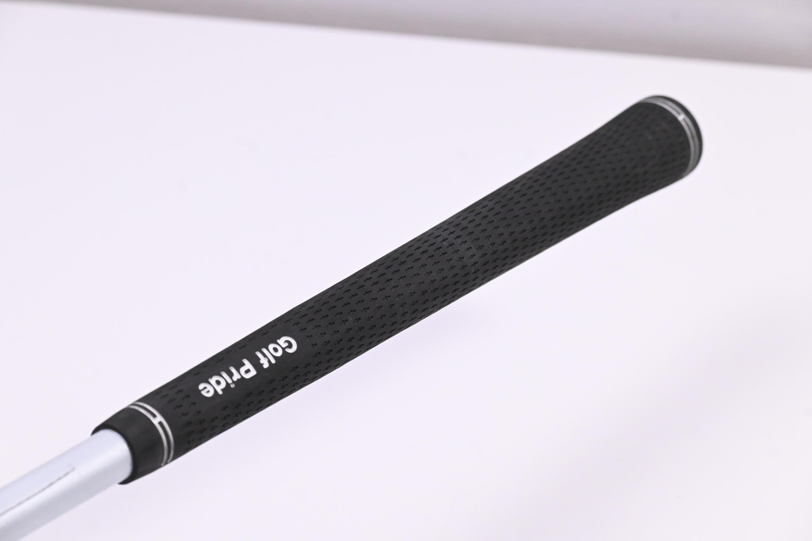 Graphite Design Tour AD IZ-7 Fairway Shaft/ Stiff Flex / Titleist 2nd Gen
