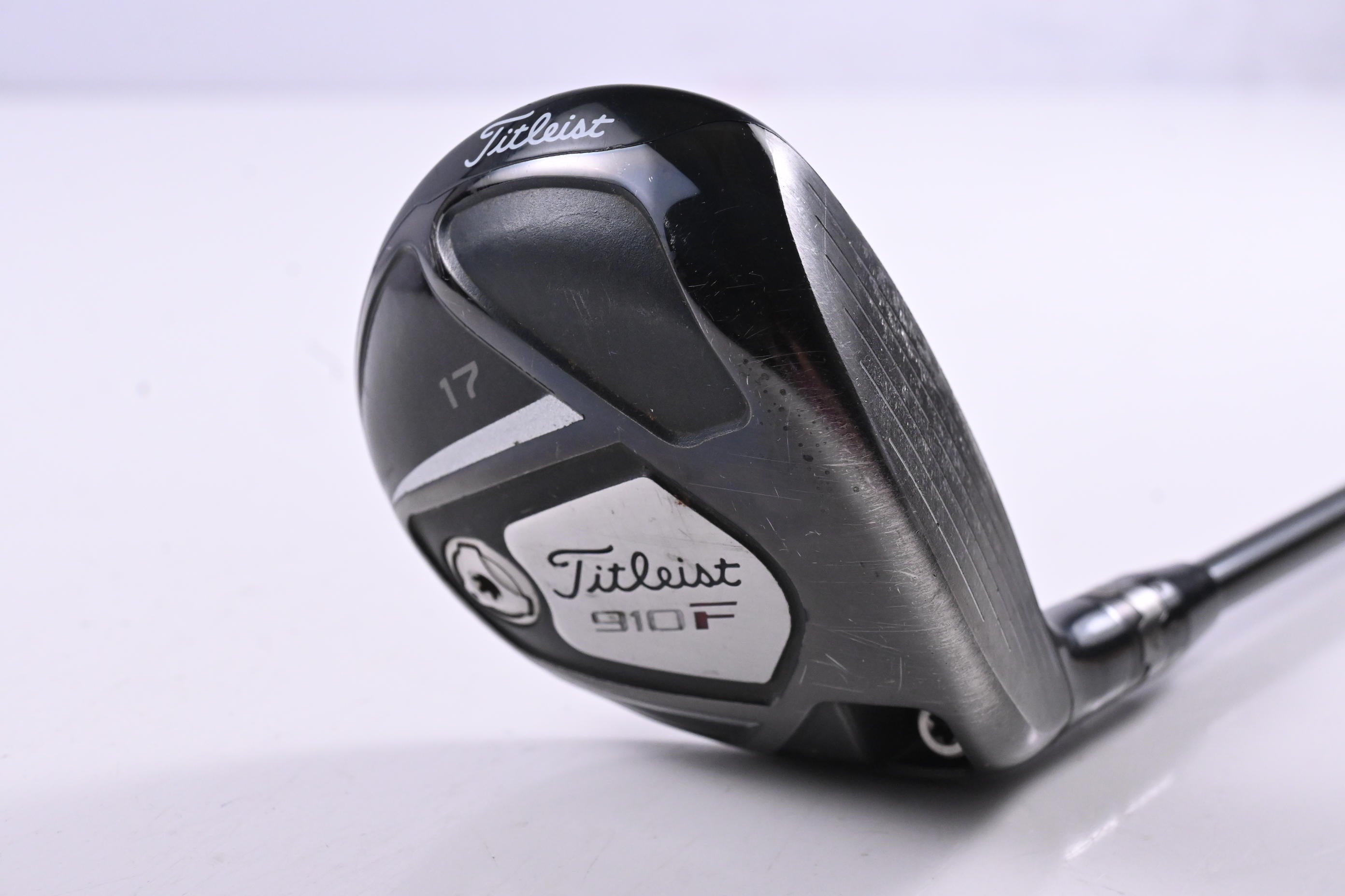 Titleist 910 F #4 Wood / 17 Degree / Stiff Flex Diamana 'Ahina 82 Shaft