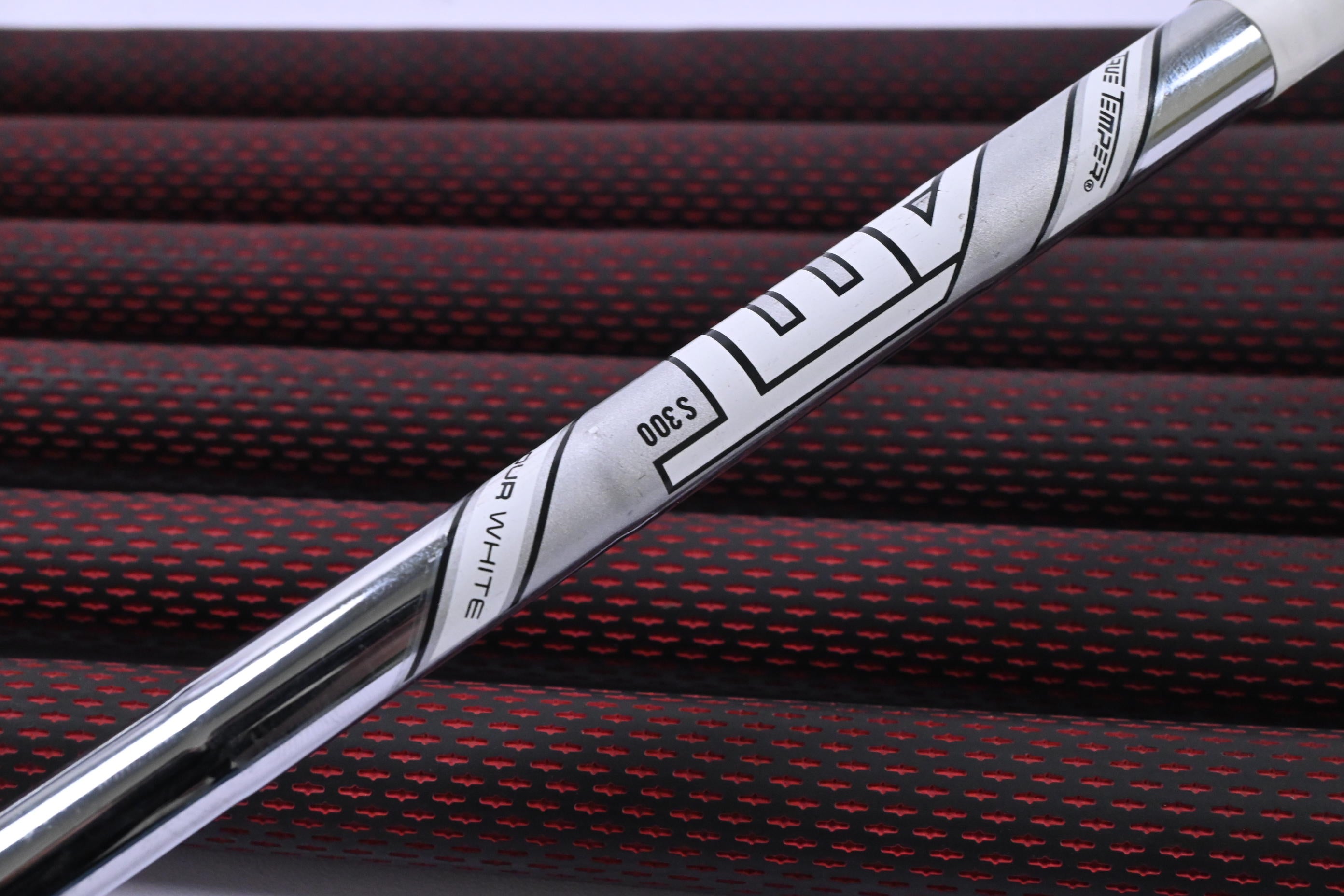 Titleist T100 2019 Irons / 4-PW / Stiff Flex AMT White S300 Shafts