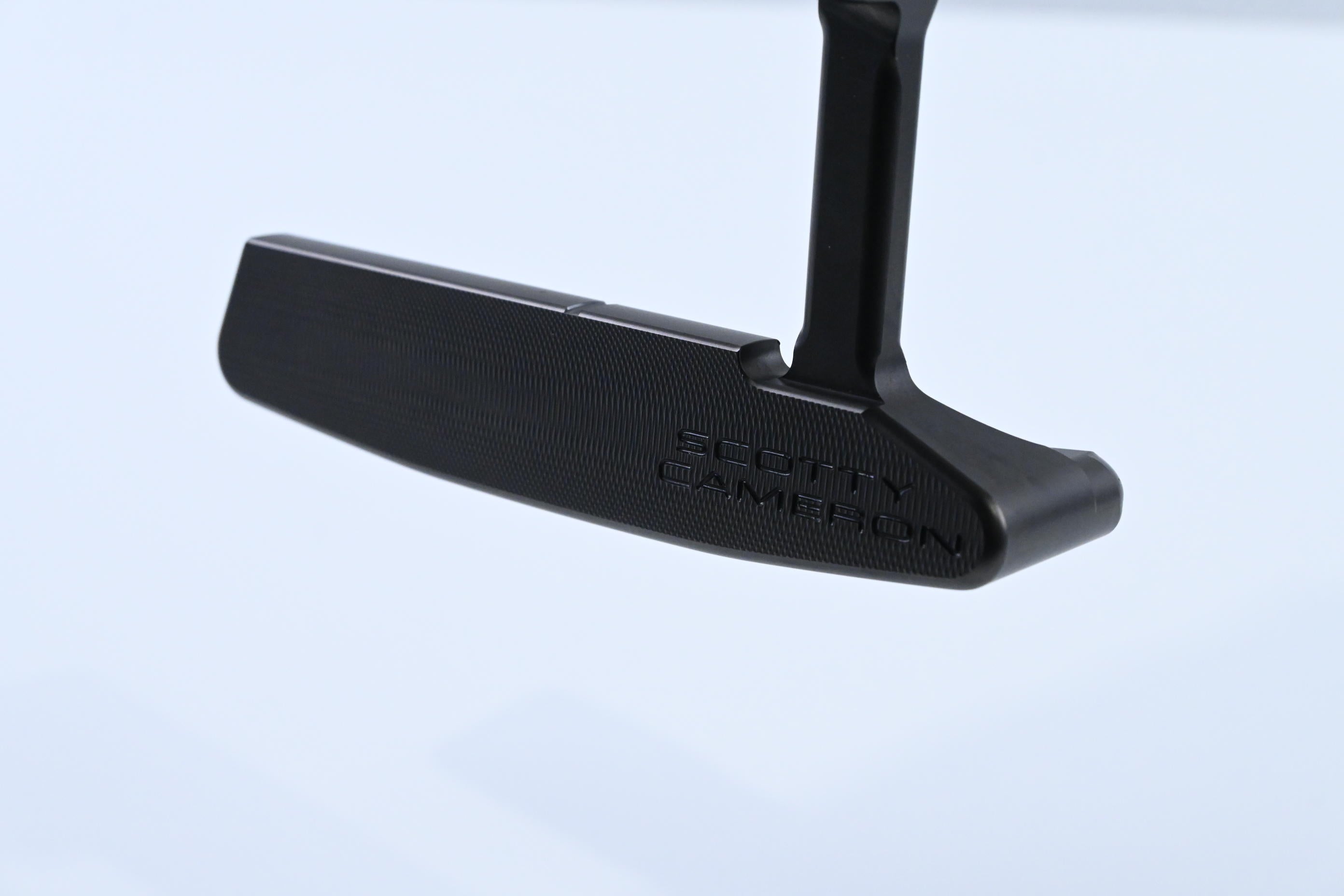 Scotty Cameron Special Select Jet Set Newport 2 Putter / 35 Inch