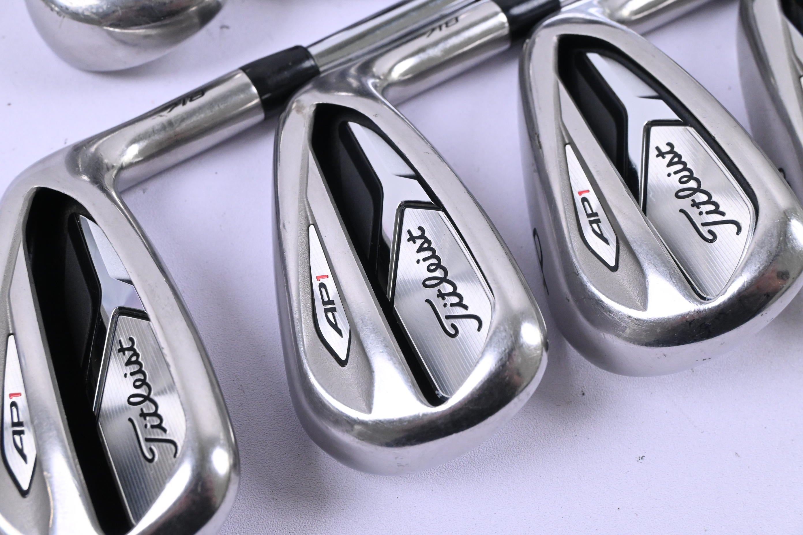 Titleist 718 AP1 Irons / 5-PW+GW / Regular Flex XP 95 R300 Shafts