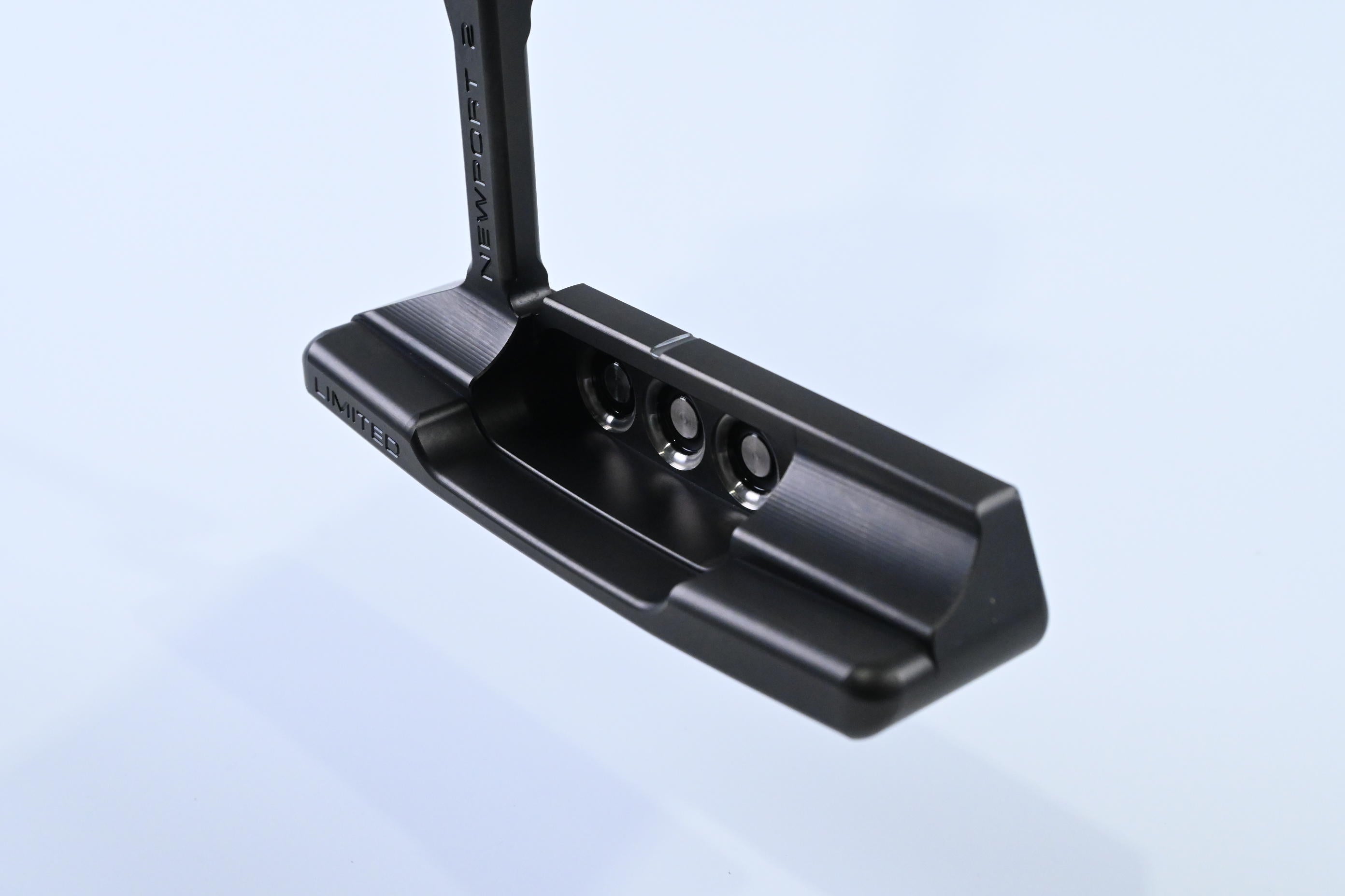 Scotty Cameron Special Select Jet Set Newport 2 Putter / 35 Inch