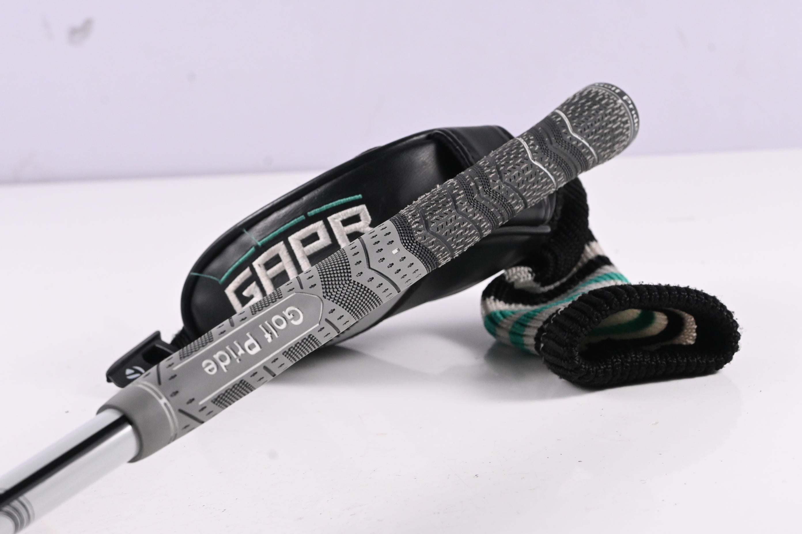 Taylormade GAPR Mid #3 Hybrid / 18 Degree / Stiff Flex Accra 2.0 200 Shaft
