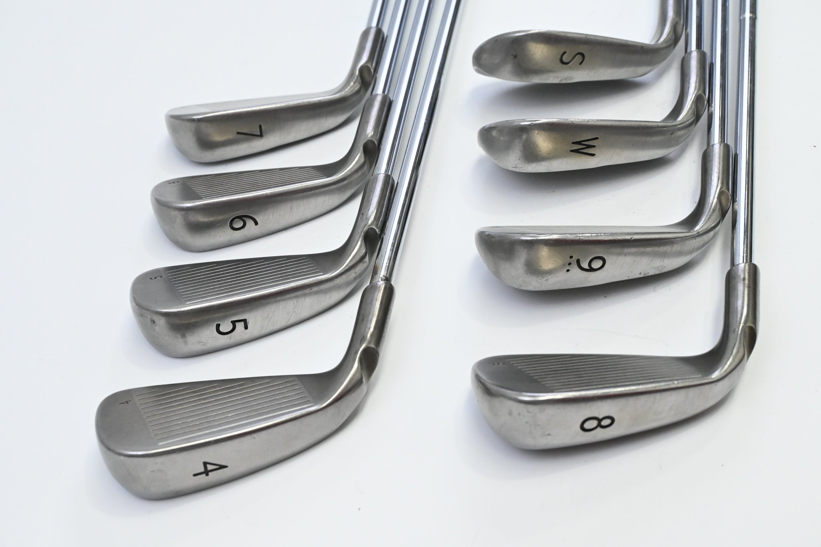 Ping G30 Irons / 4-PW+SW / Black Dot / Regular Flex Ping CFS Distance Shafts