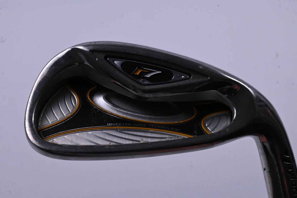 Taylormade R7 #9 Iron / Regular Flex Taylormade REAX 65 Shaft