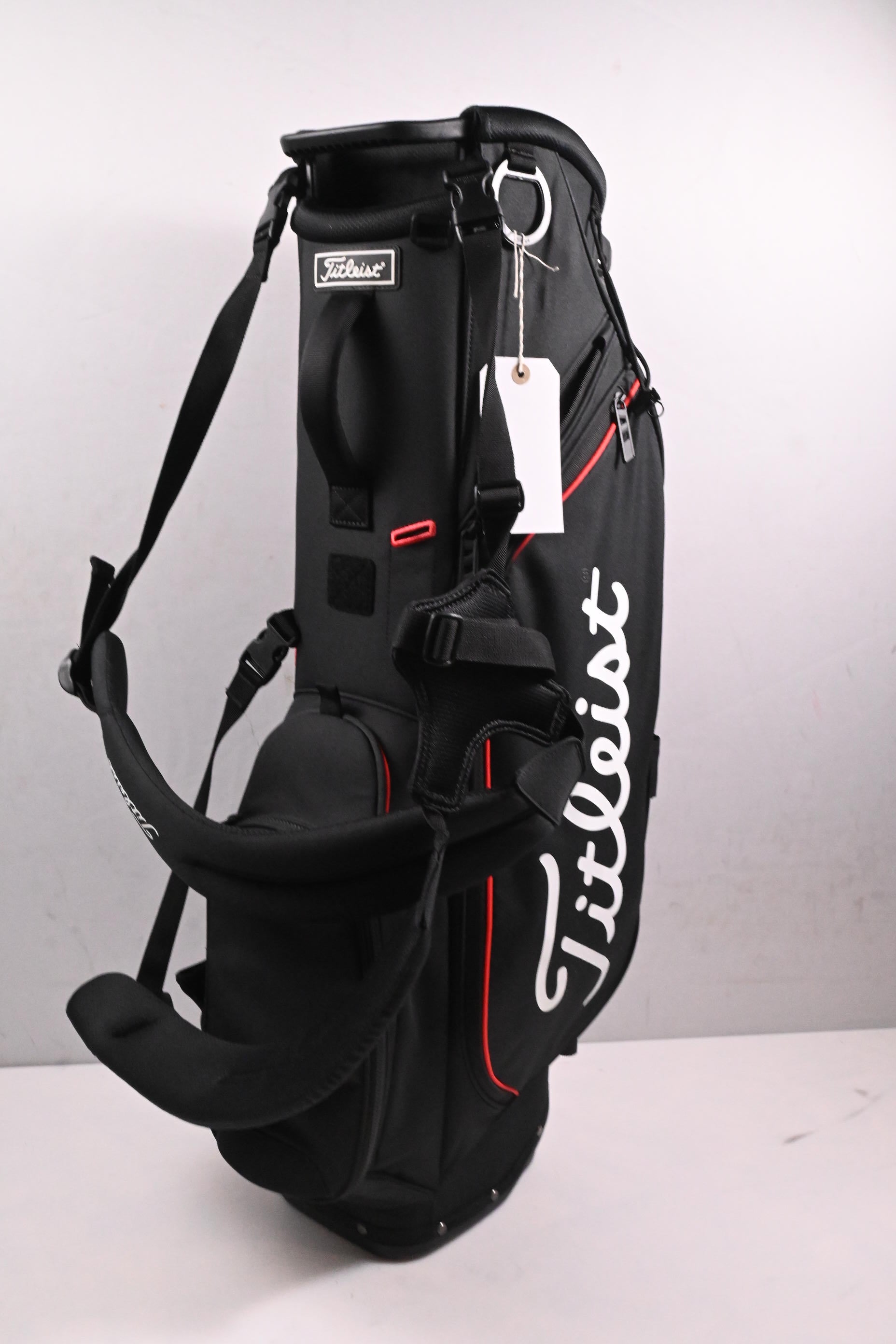 Titleist Players 4 Stand Bag / 4-Way Divider / Black, Red