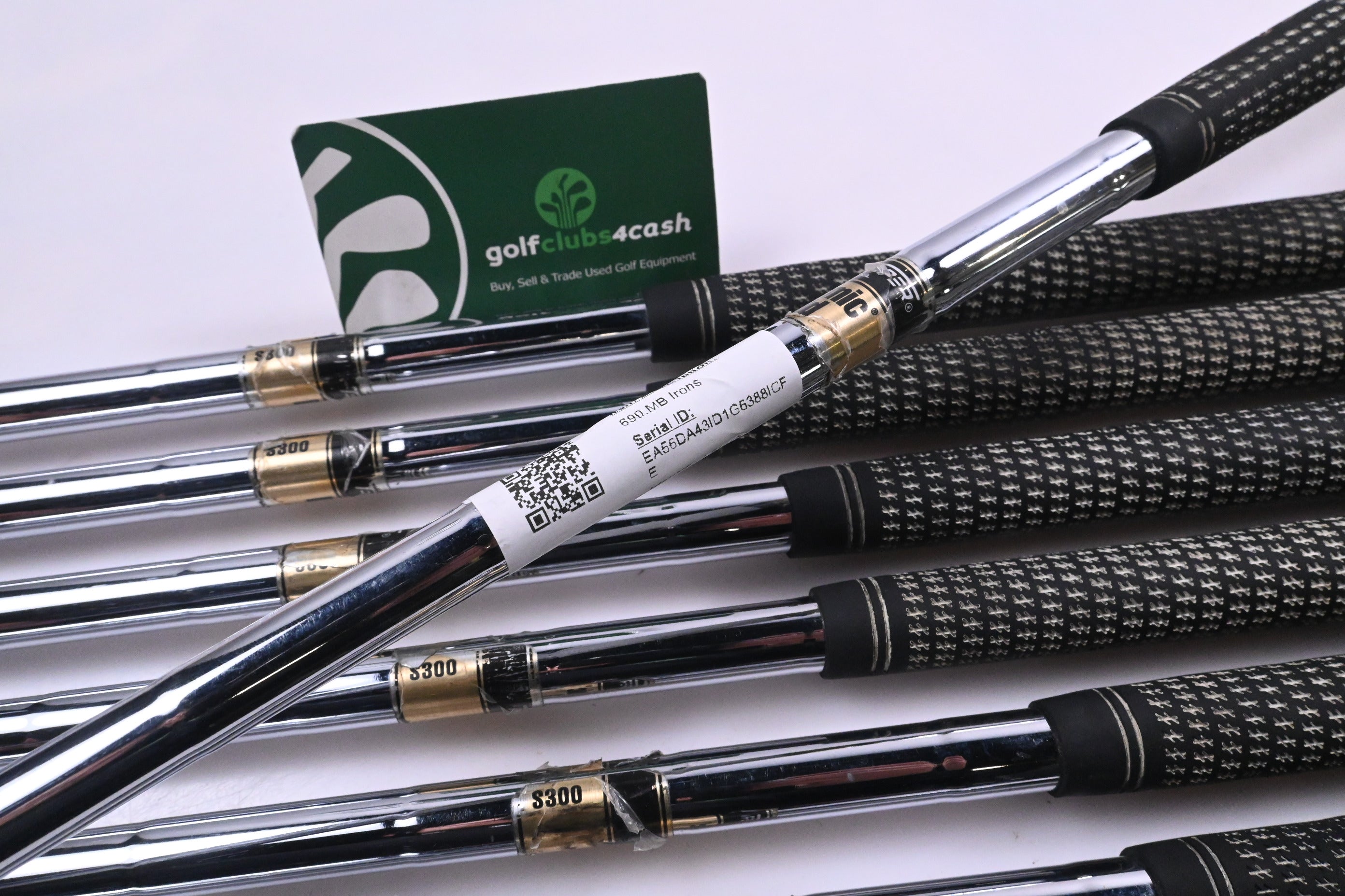 Titleist 690.MB Irons / 3-PW / Stiff Flex Dynamic Gold S300 Shafts