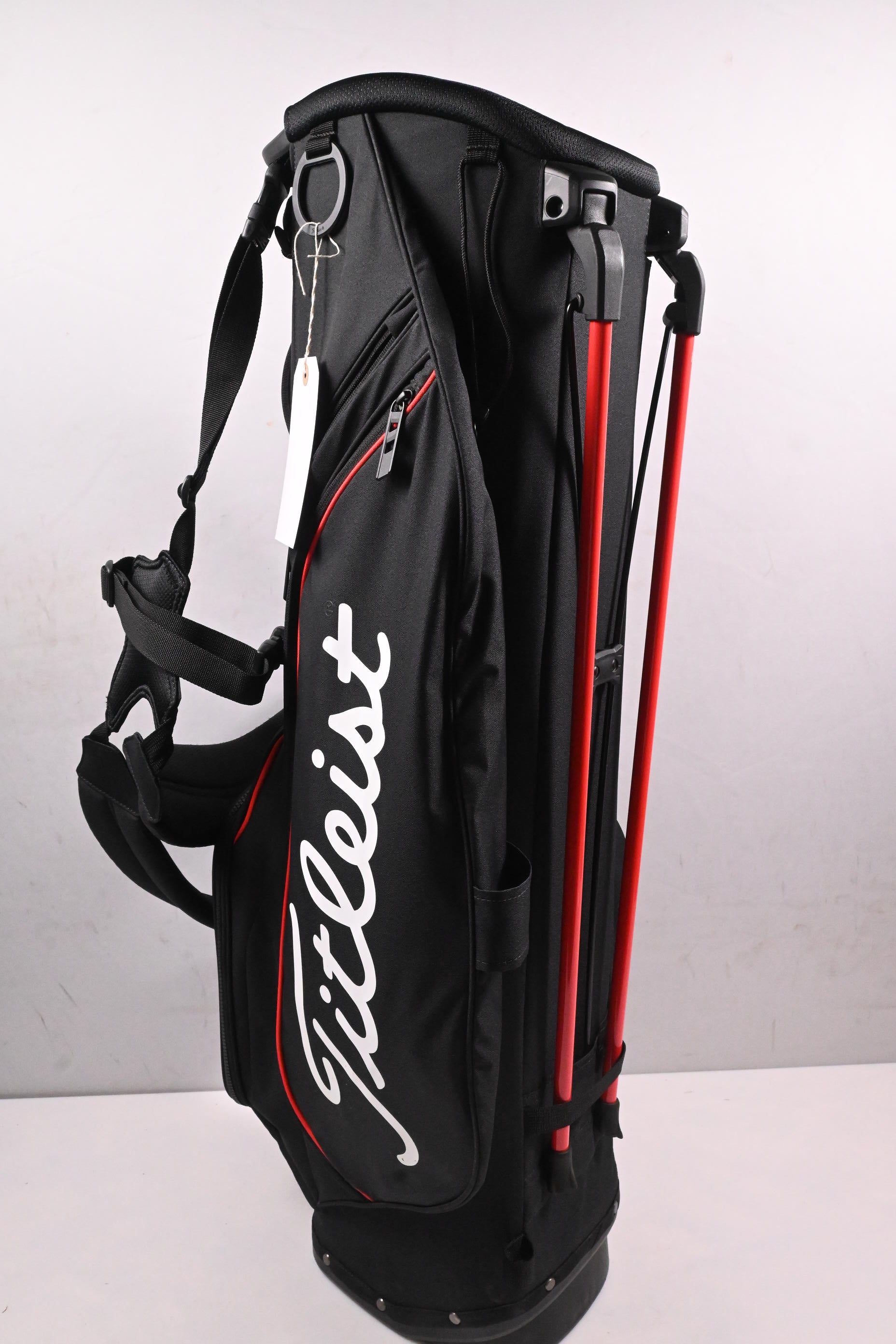 Titleist Players 4 Stand Bag / 4-Way Divider / Black, Red