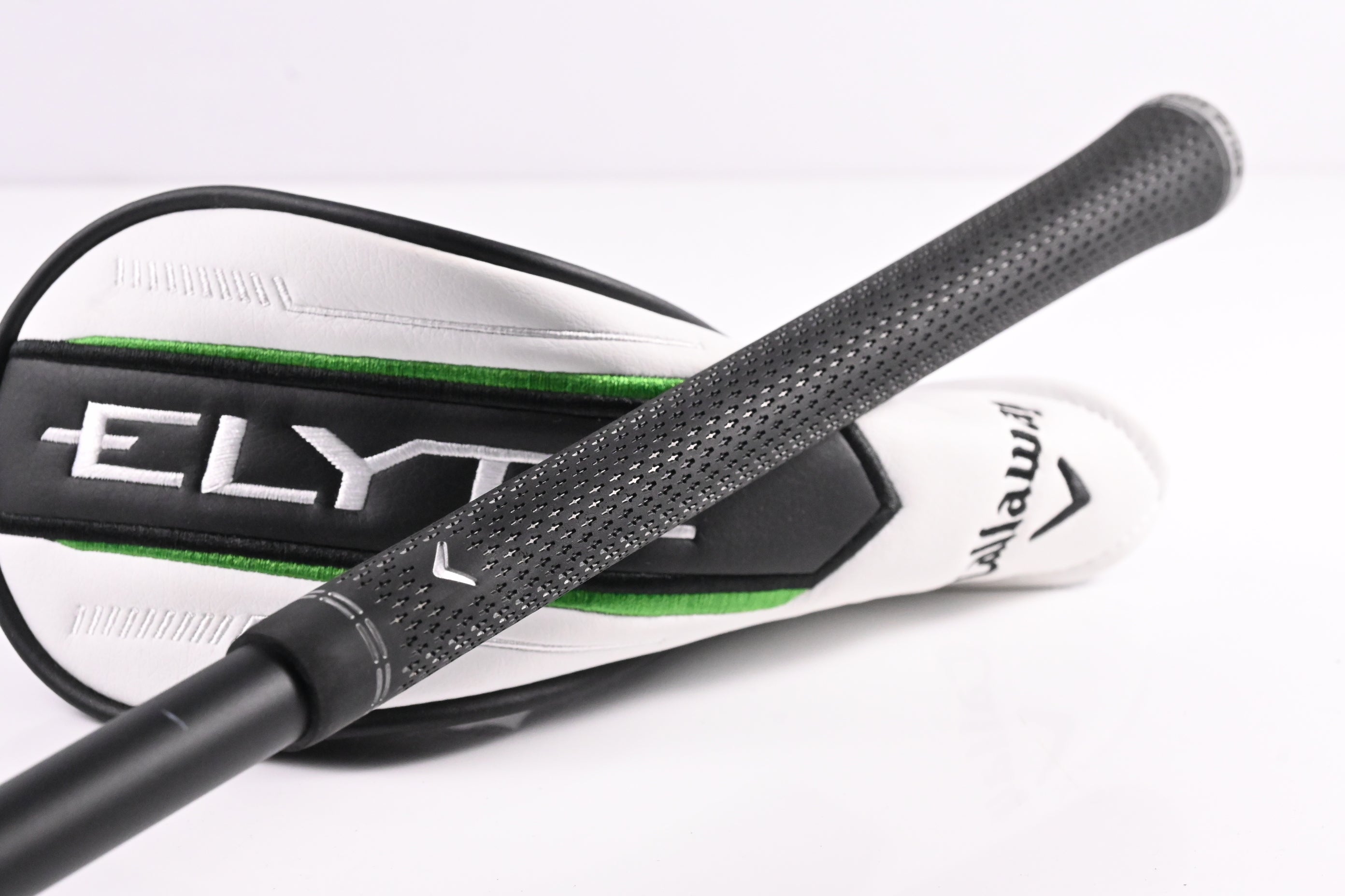 Callaway Elyte X #4 Hybrid / 21 Degree / Senior Flex Vanquish 5 Shaft