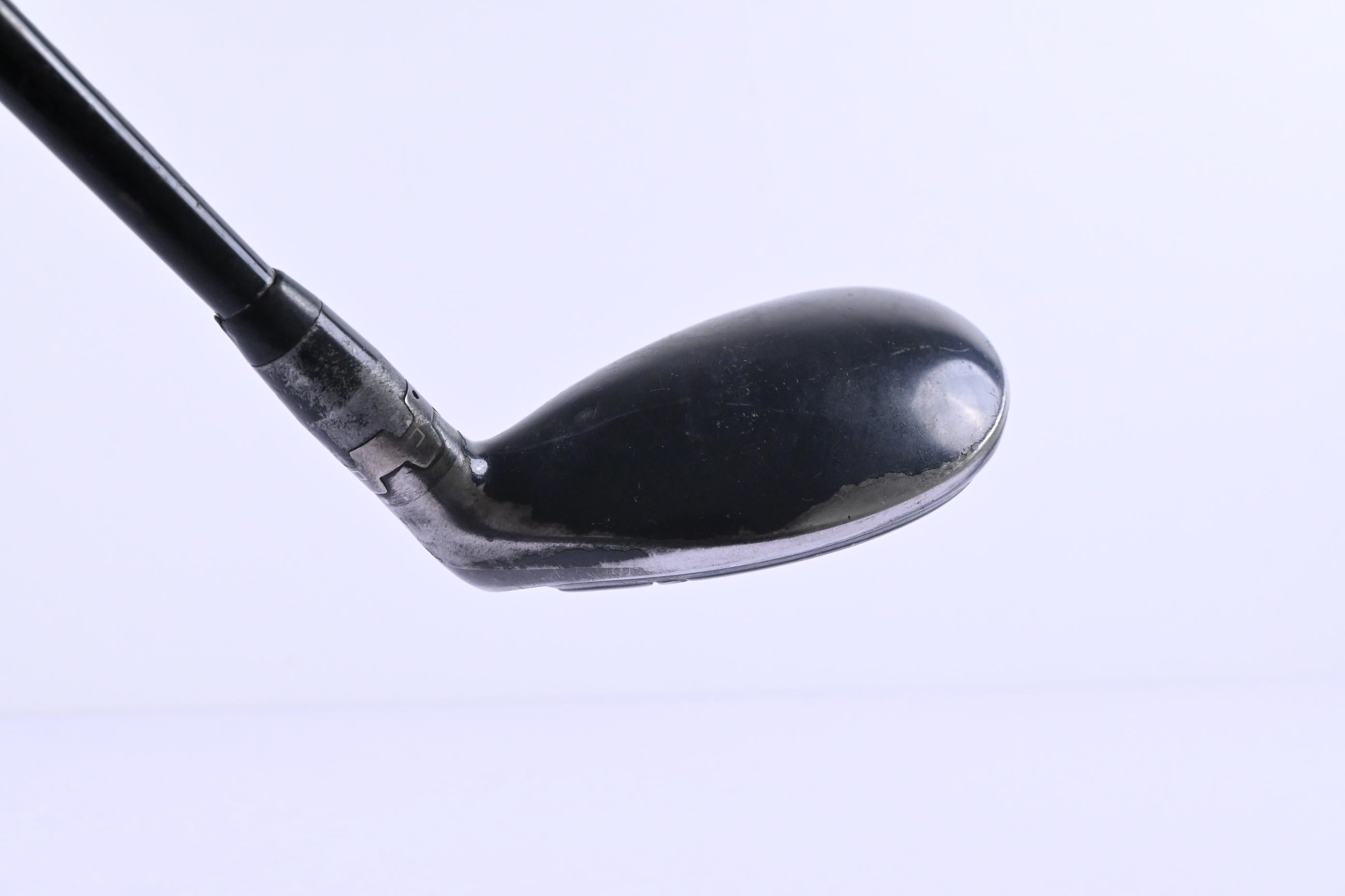 Titleist 915H #2 Hybrid / 18 Degree / Stiff Flex Diamana S+ 70