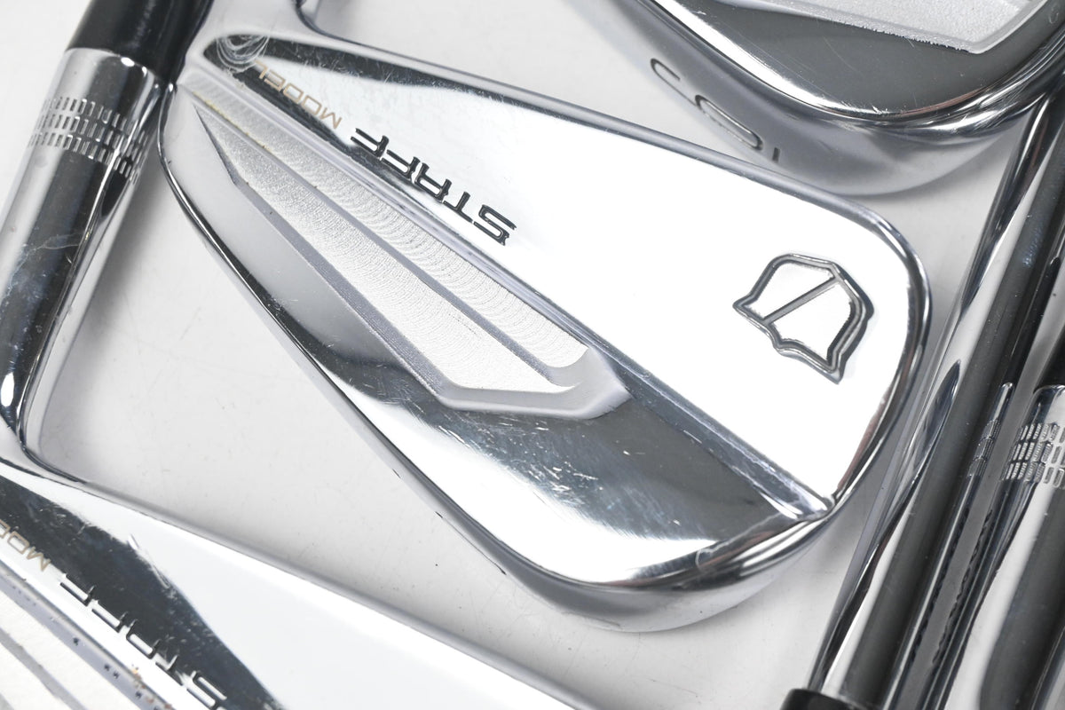 Wilson Staff Model 2024 CB Irons / 4-PW / Stiff Flex Dynamic Gold MID 115 S300