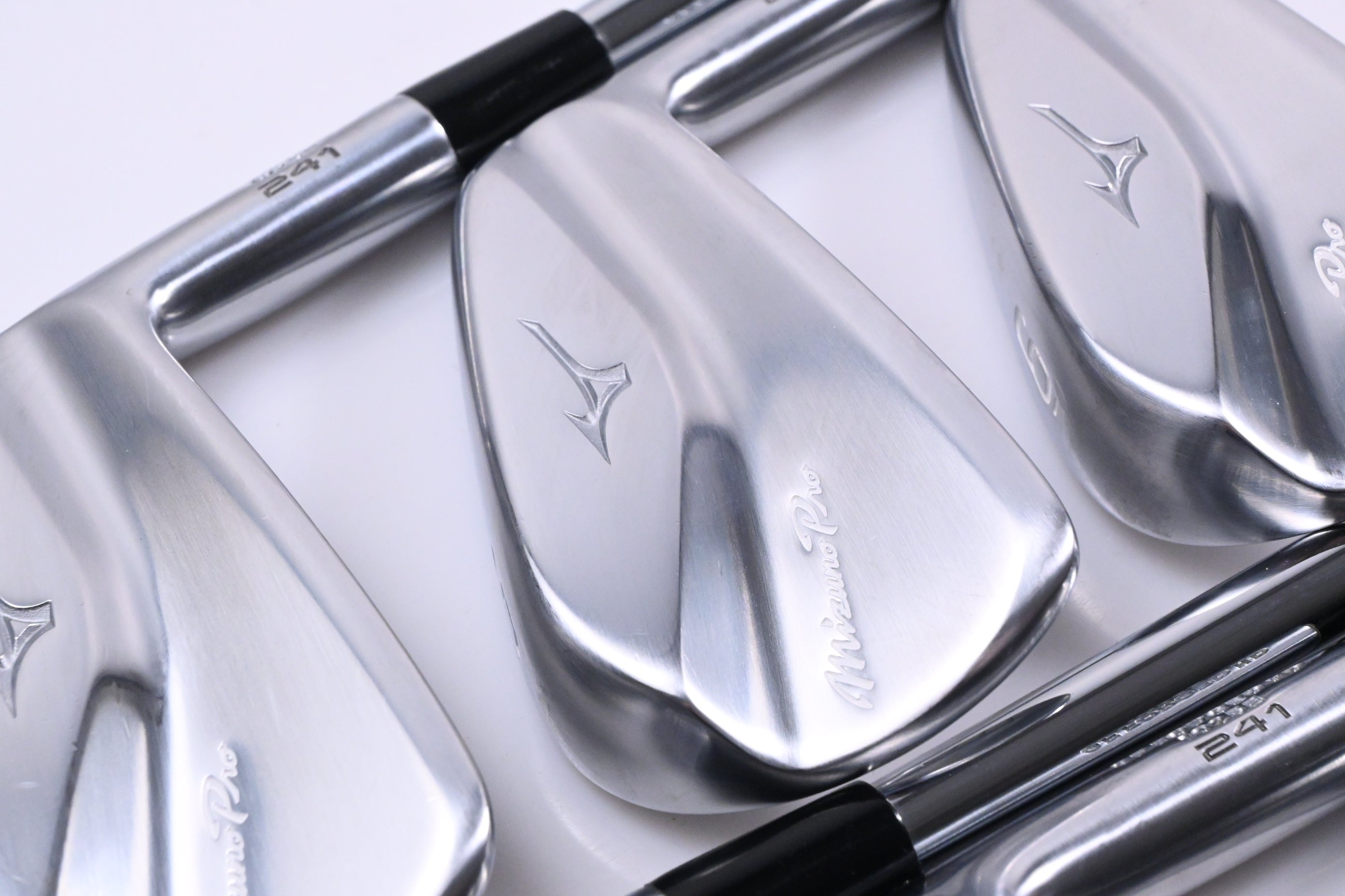 Mizuno Pro 241 Irons / 4-PW / Stiff Flex Dynamic Gold 105 S300 Shafts