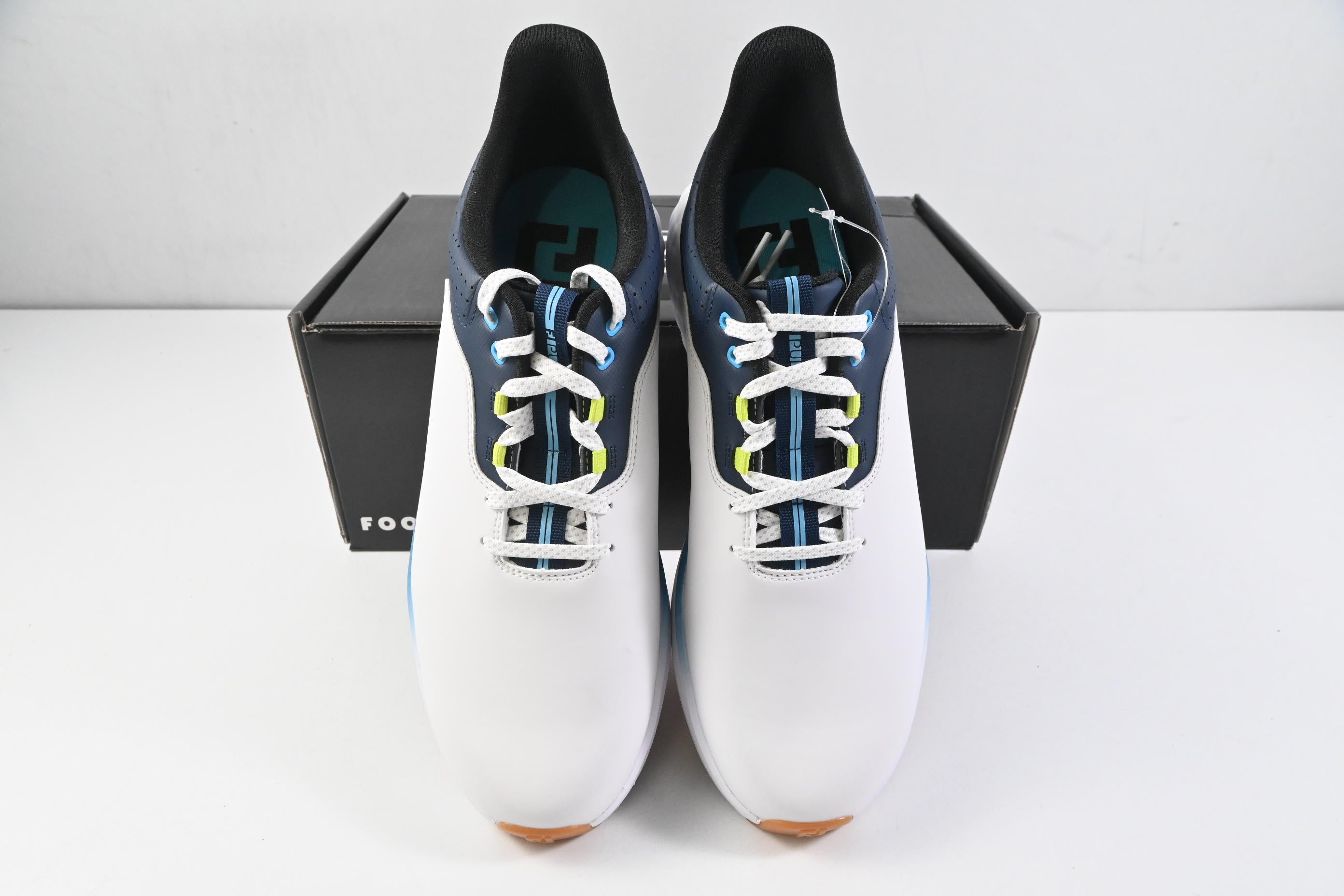 FootJoy Pulse Golf Shoes / Size UK 9.5 / White, Gum & Navy