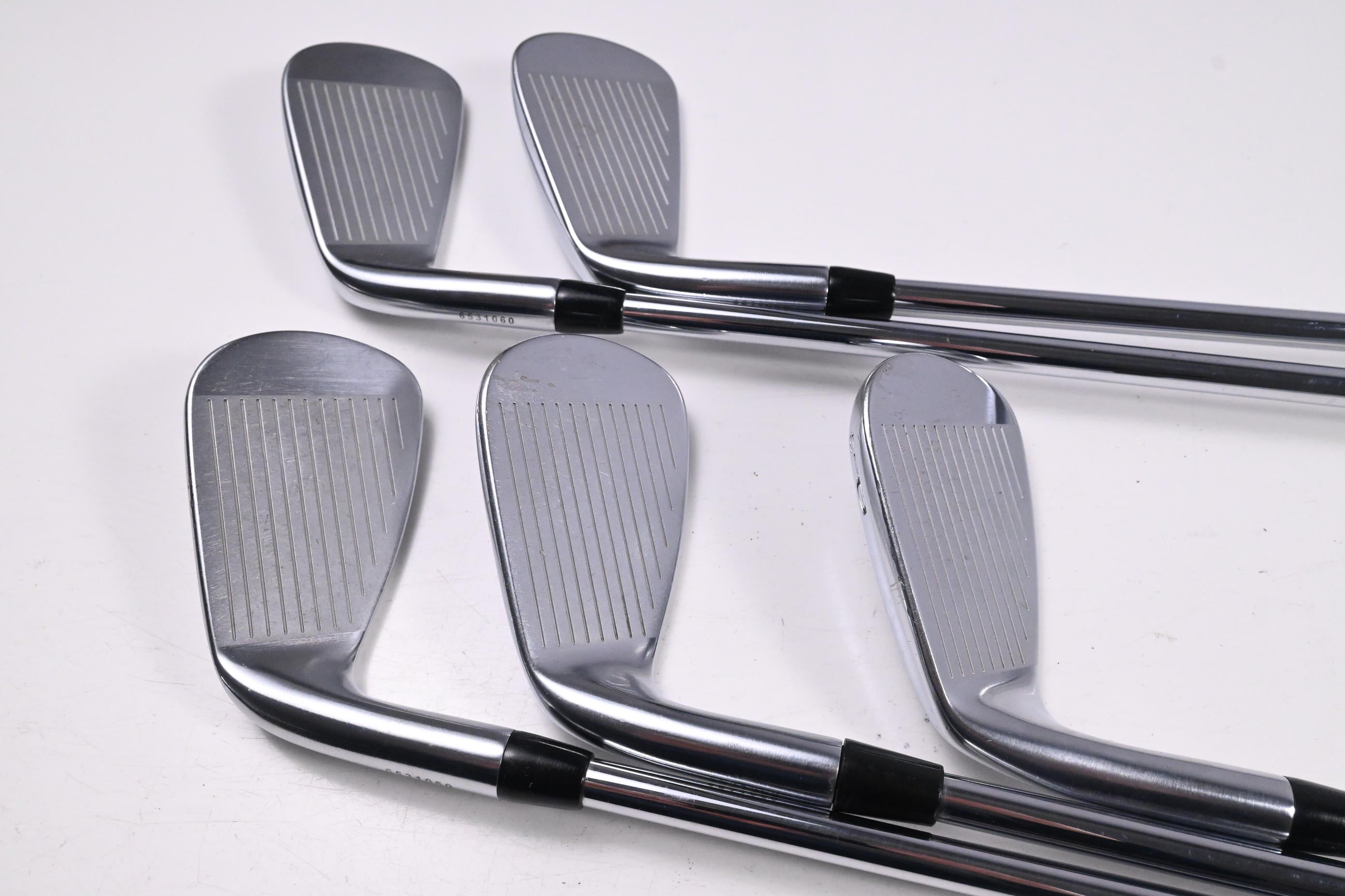 Titleist T200 2019 Irons / 6-PW / Stiff Flex AMT Black S300 Shafts