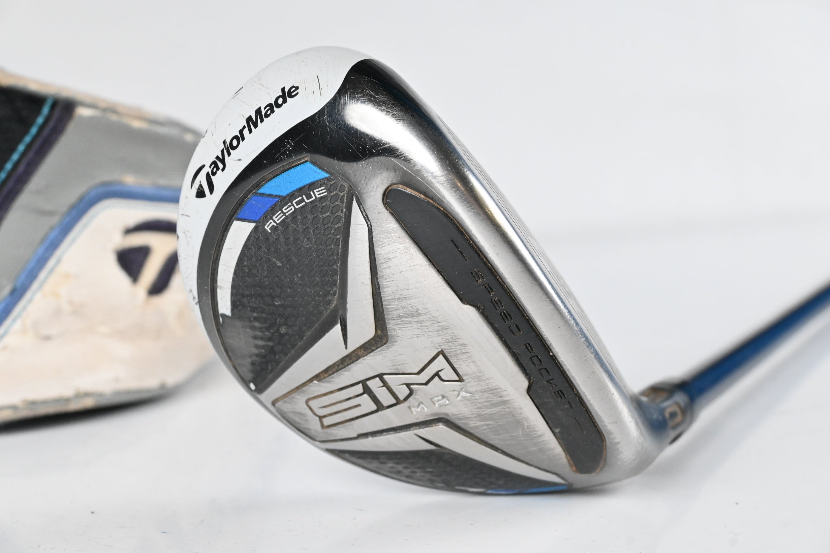 Taylormade SIM Max #3 Hybrid / 19 Degree / Stiff Flex Fujikura Ventus Blue 7