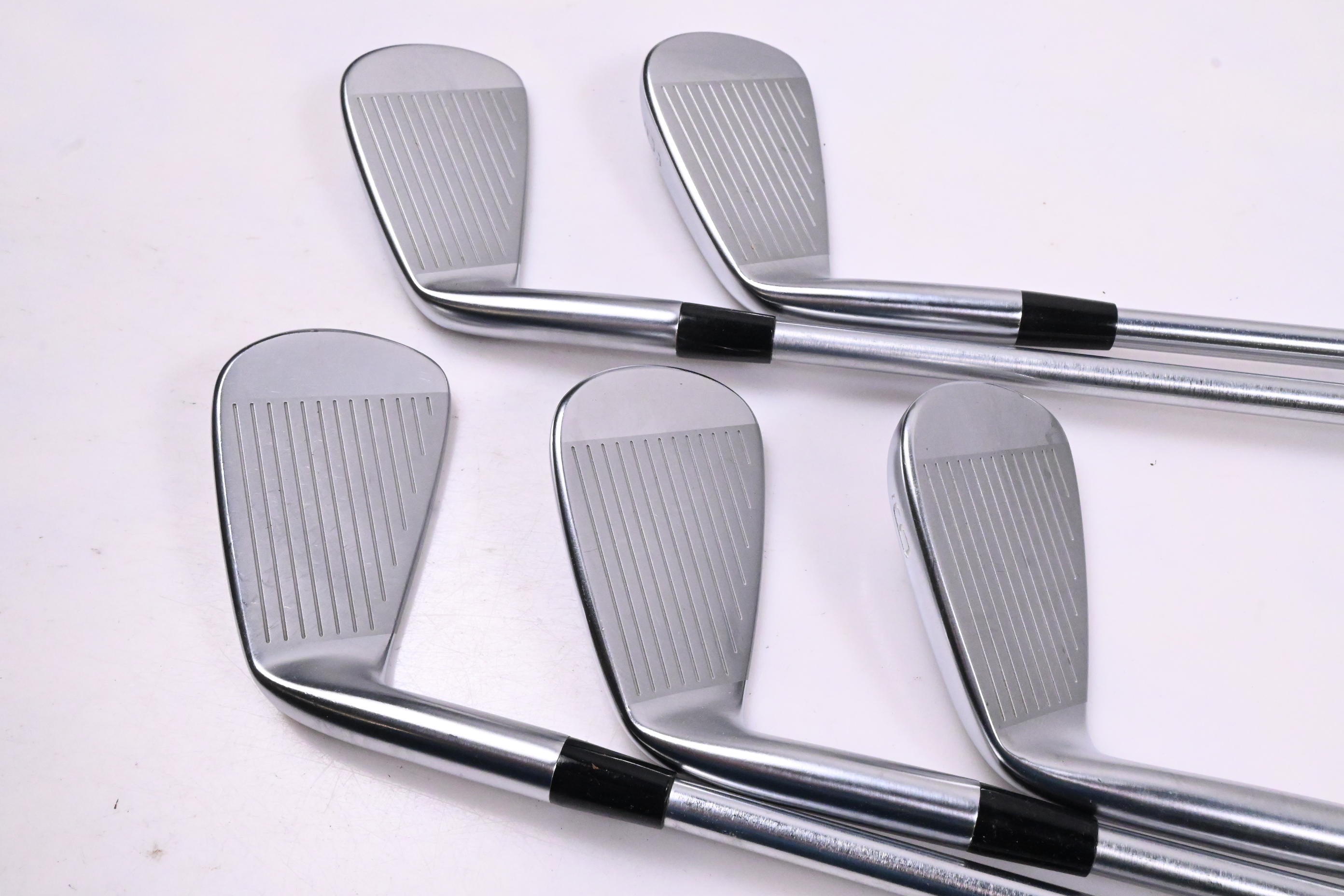 Mizuno JPX 923 Tour Irons / 5-9i / Regular Flex Project X IO 105 Shafts