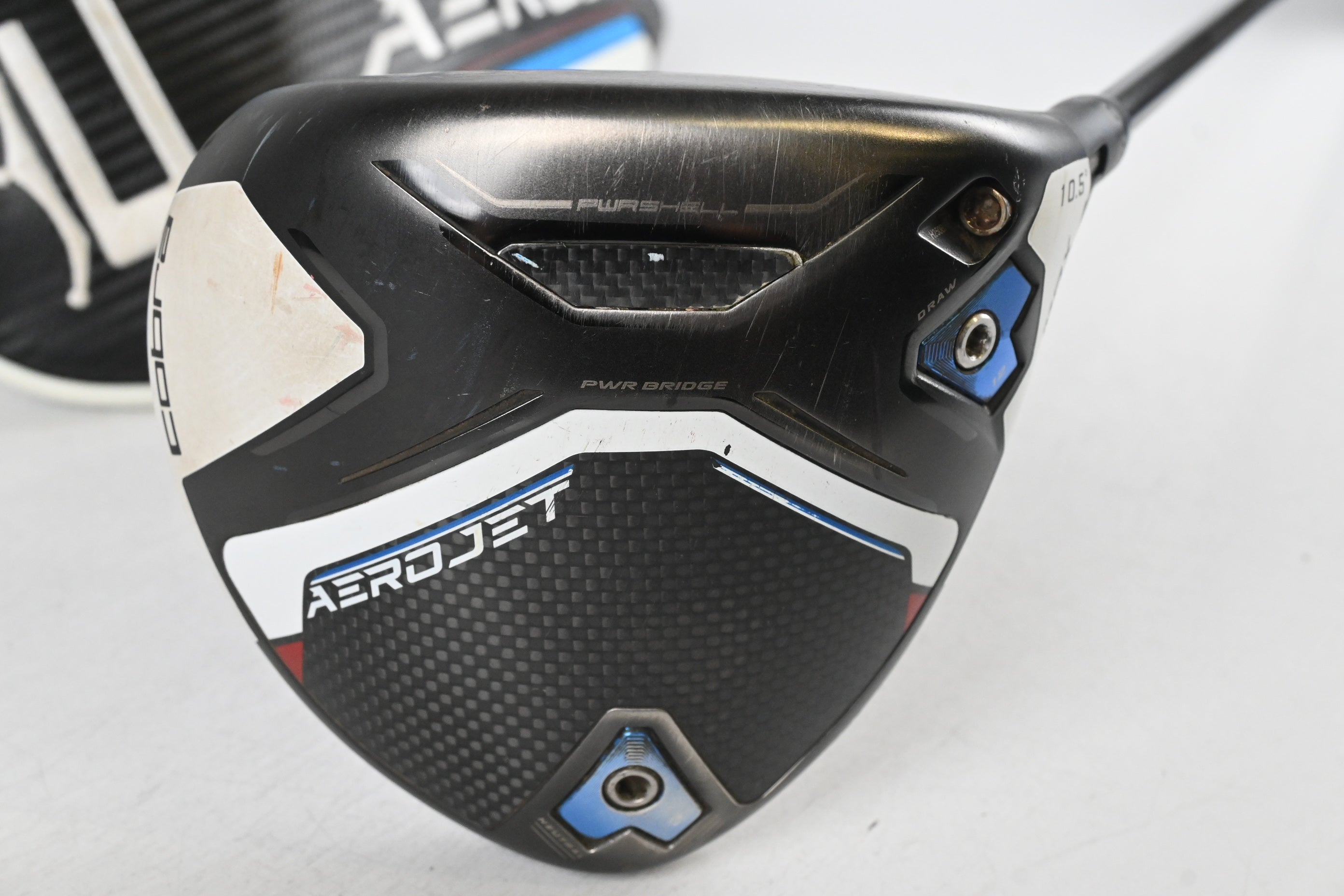 Cobra Aerojet Max Driver / 10.5 Degree / Regular Flex UST Mamiya Helium Nanocore