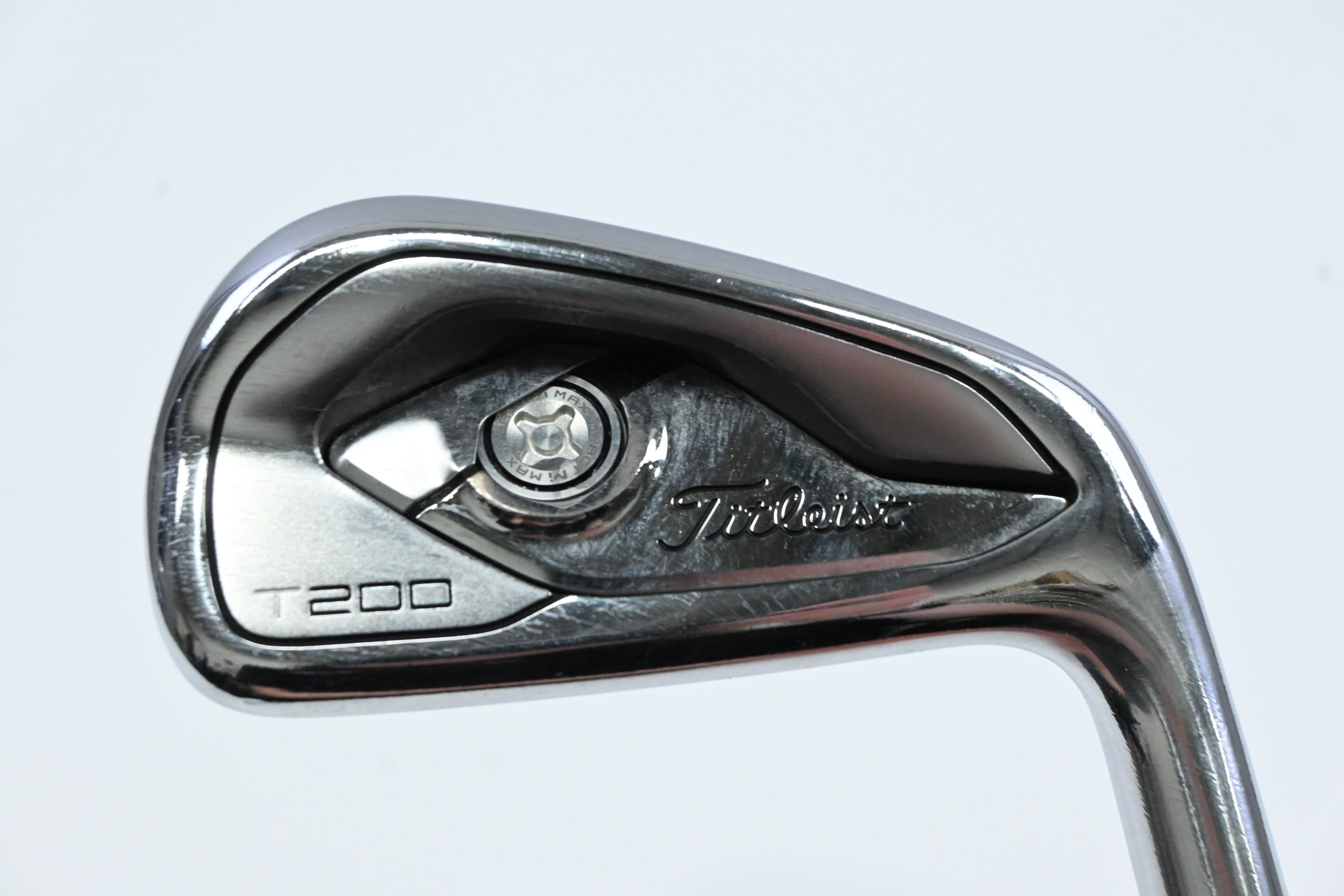 Titleist T200 2019 #4 Iron / 21 Degree / Regular Flex AMT R300 Black