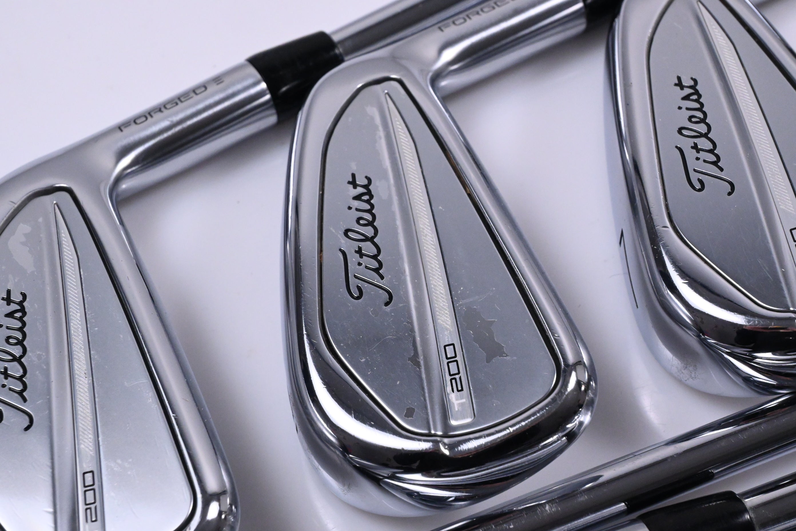 Titleist T200 2023 Irons / 5-PW+48° / Regular Flex AMT Black R300 Shafts
