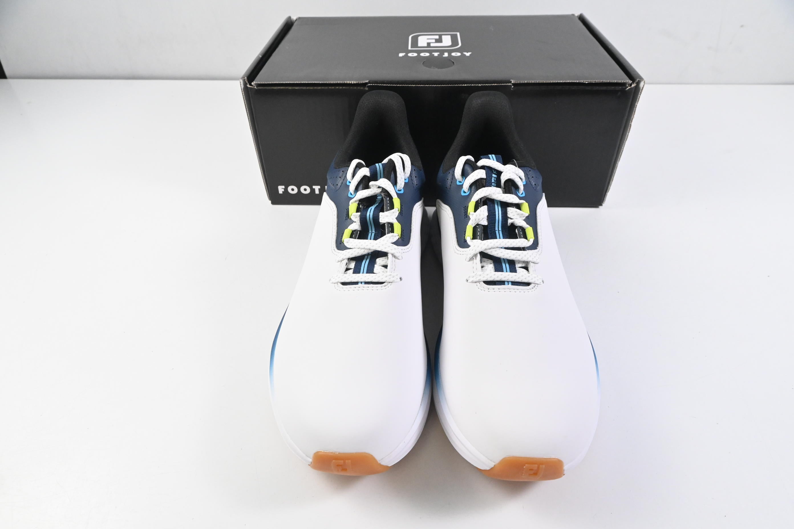 FootJoy Pulse Golf Shoes / Size UK 9 / White, Gum & Navy