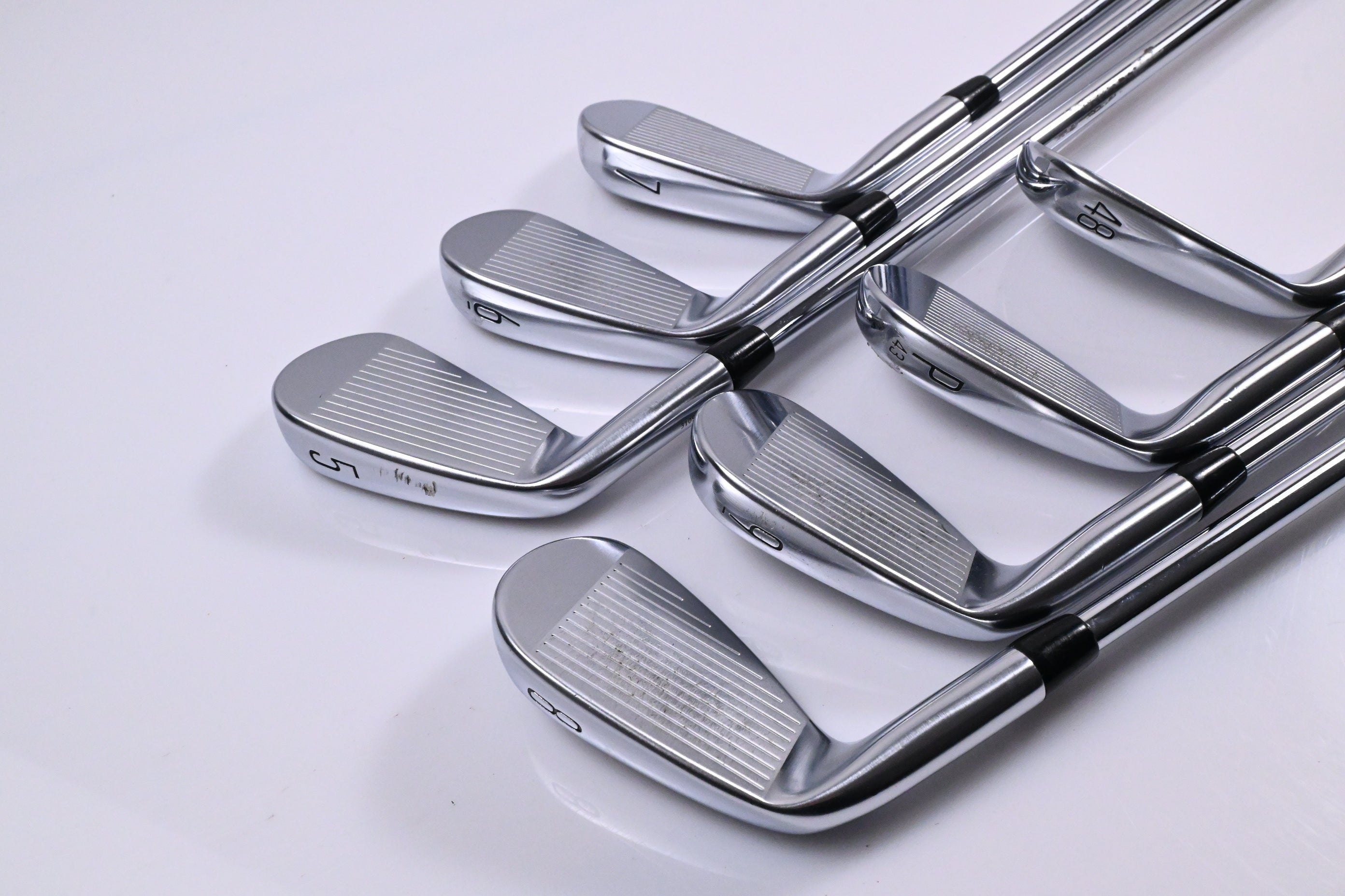 Titleist T200 2023 Irons / 5-PW+48° / Regular Flex AMT Black R300 Shafts