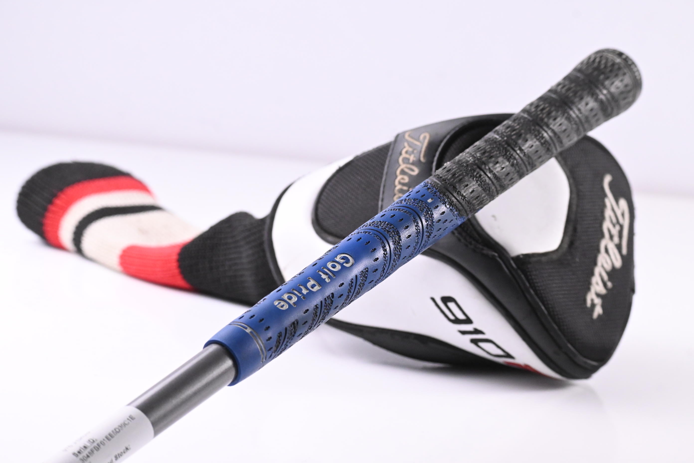 Titleist 975 J Driver / 10.5 Degree / Regular Flex Ultralite Titleist Shaft