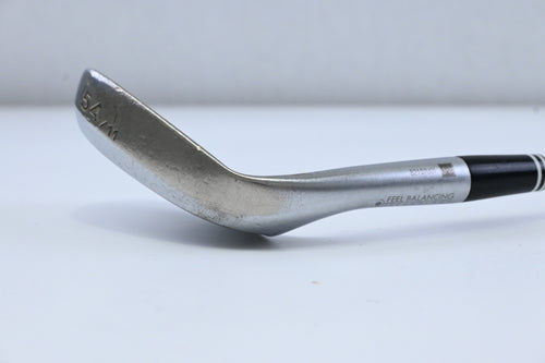 Cleveland RTX-3 Sand Wedge 54 Degree / Wedge Flex Dynamic Gold Shaft