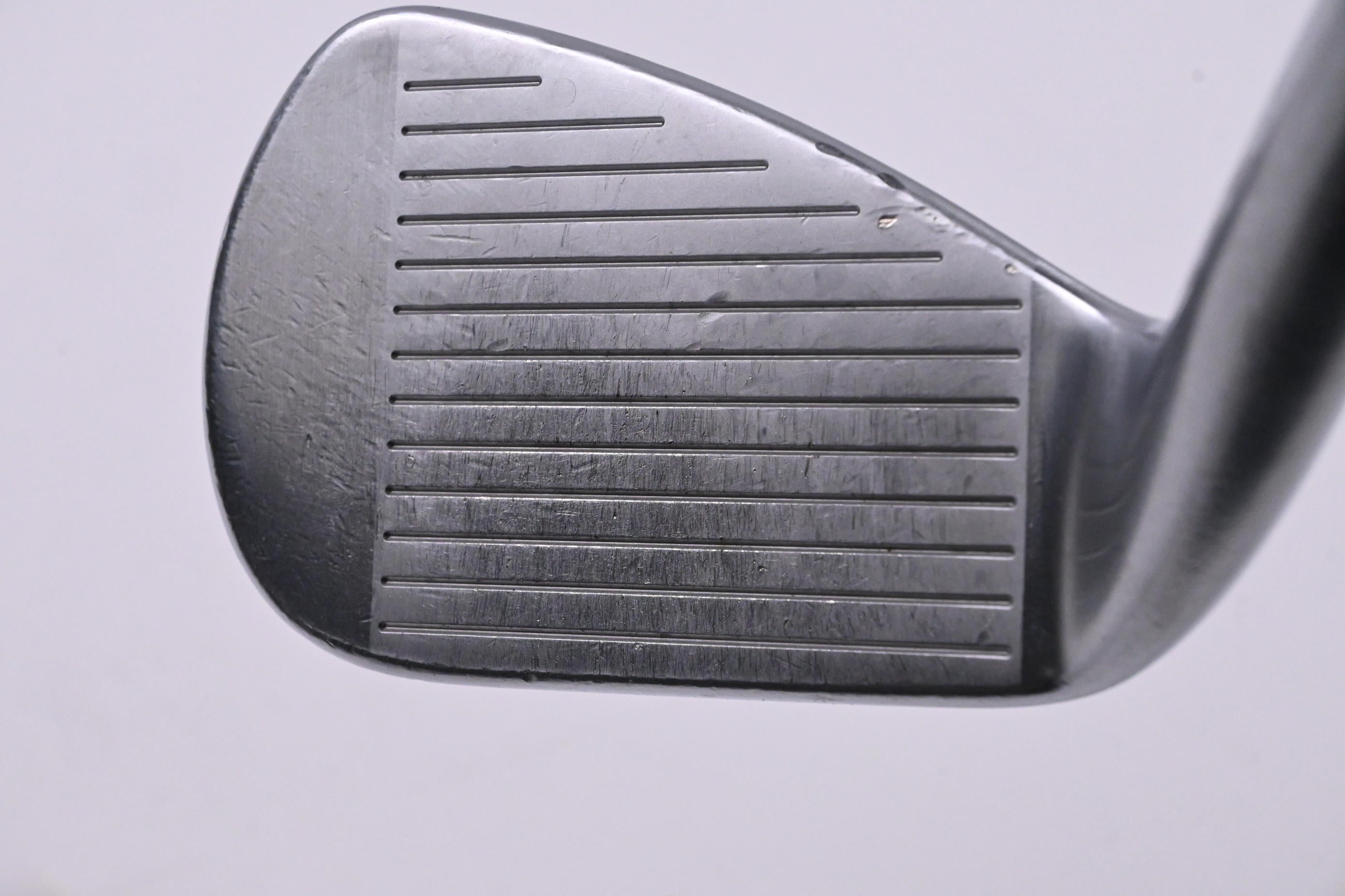 Titleist 620 MB #8 Iron / Stiff Flex Dynamic Gold 120 S400 Tour Issue Shaft