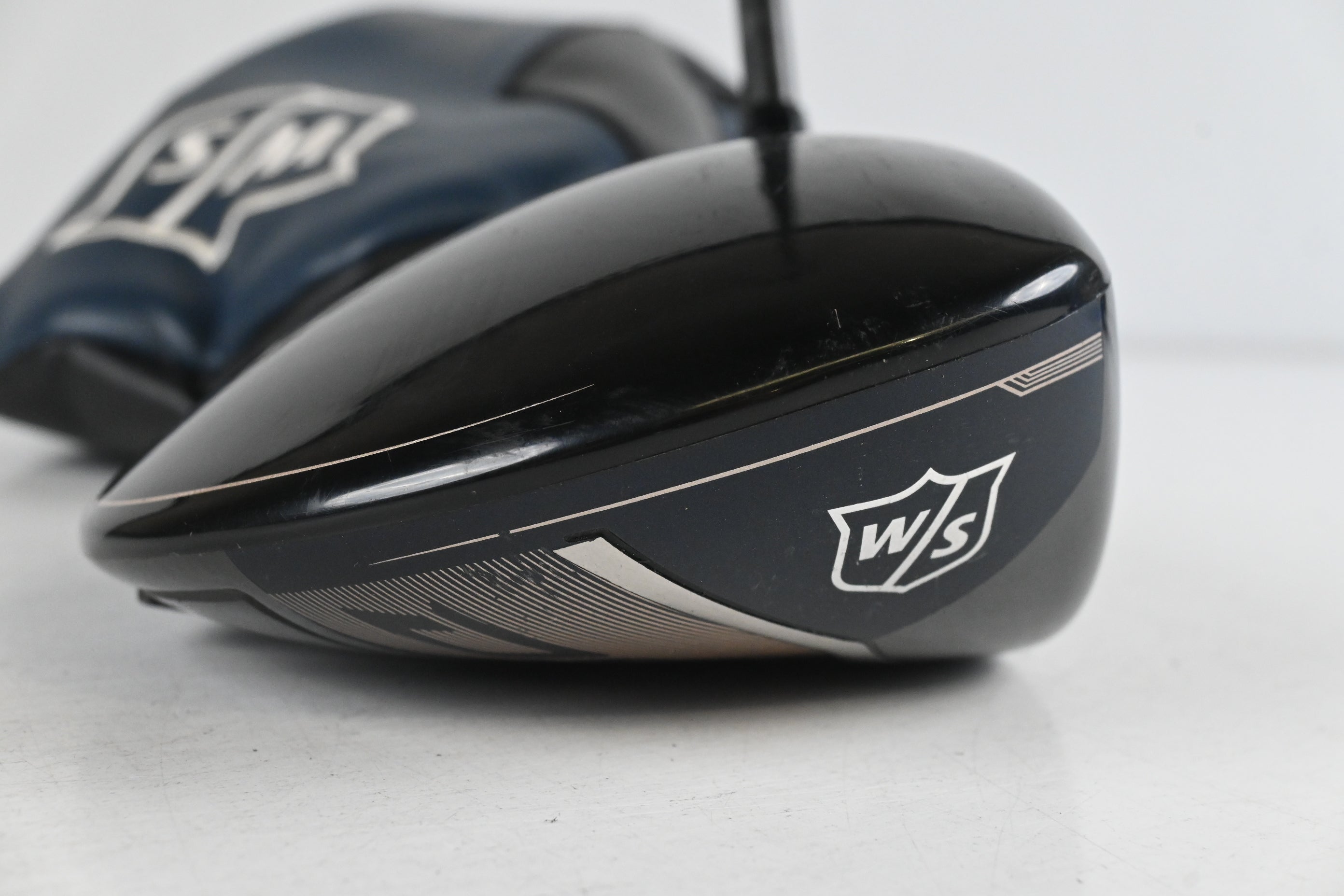 Wilson D9 Driver / 10.5 Degree / Stiff Flex Aldila Trinity 65 Shaft