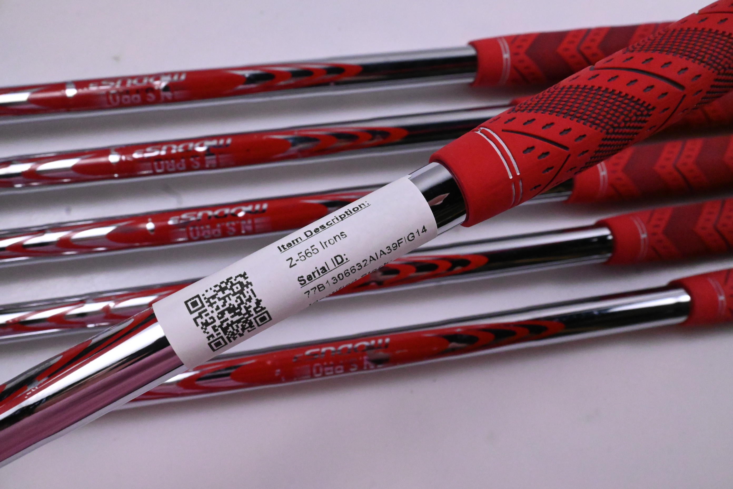 Srixon Z-565 Irons / 5-PW / Stiff Flex N.S.Pro Modus³ Tour 120 Shafts