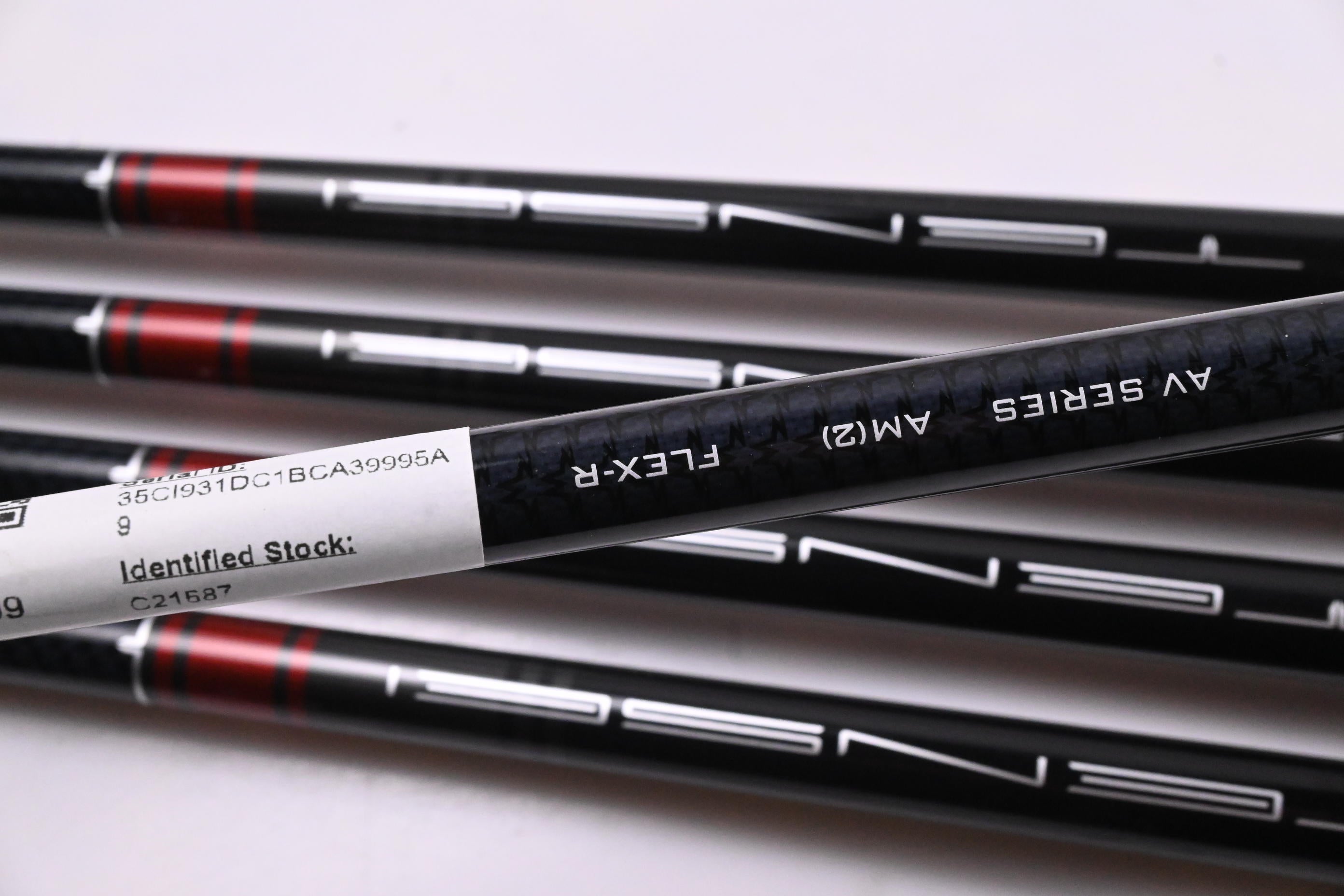 Titleist T250 2025 Irons / 6-PW / Regular Flex Tensei AV Red AM(2) Shafts