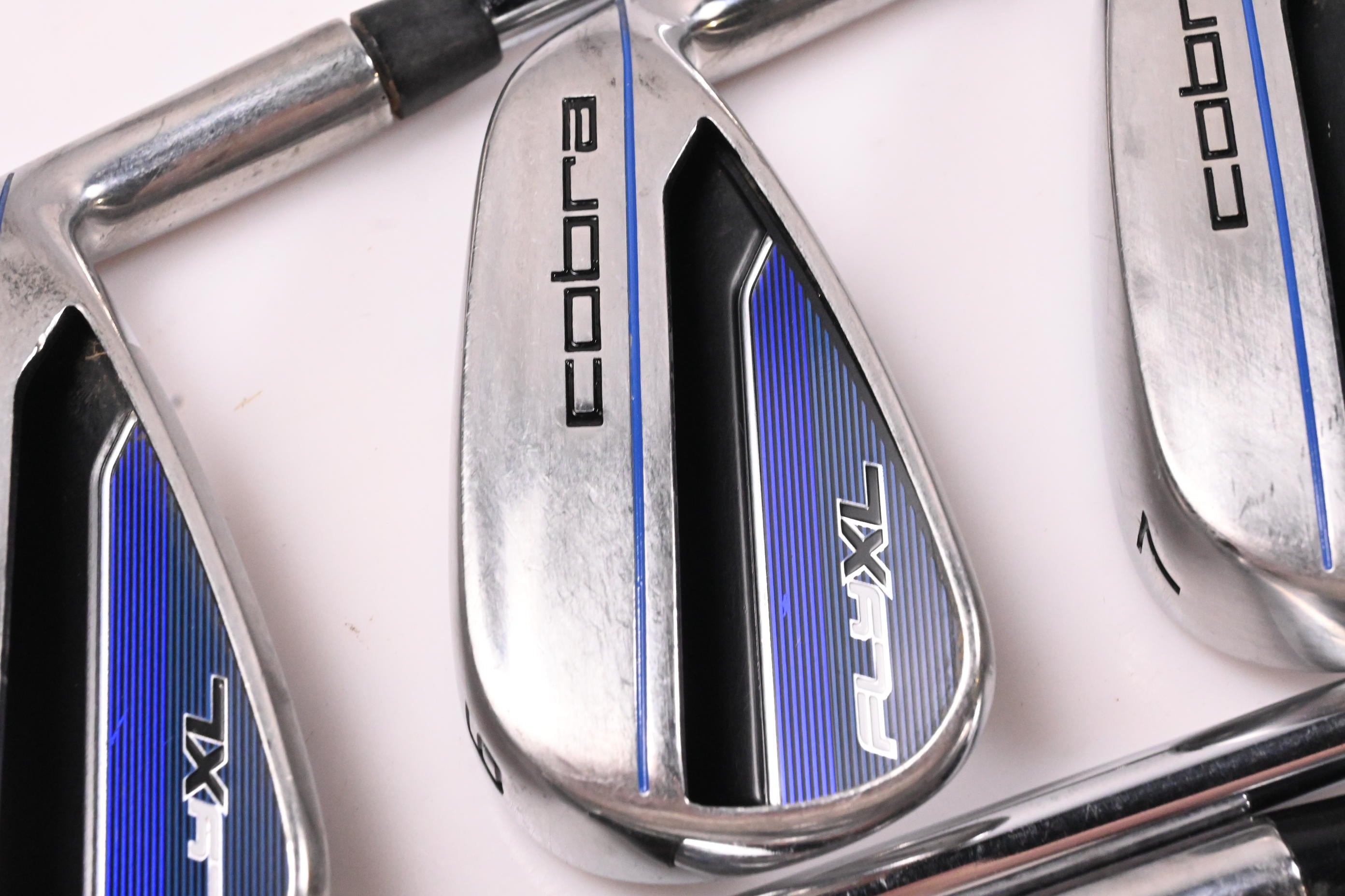 Cobra Fly XL Irons / 5-PW+SW / Regular Flex Cobra Shafts