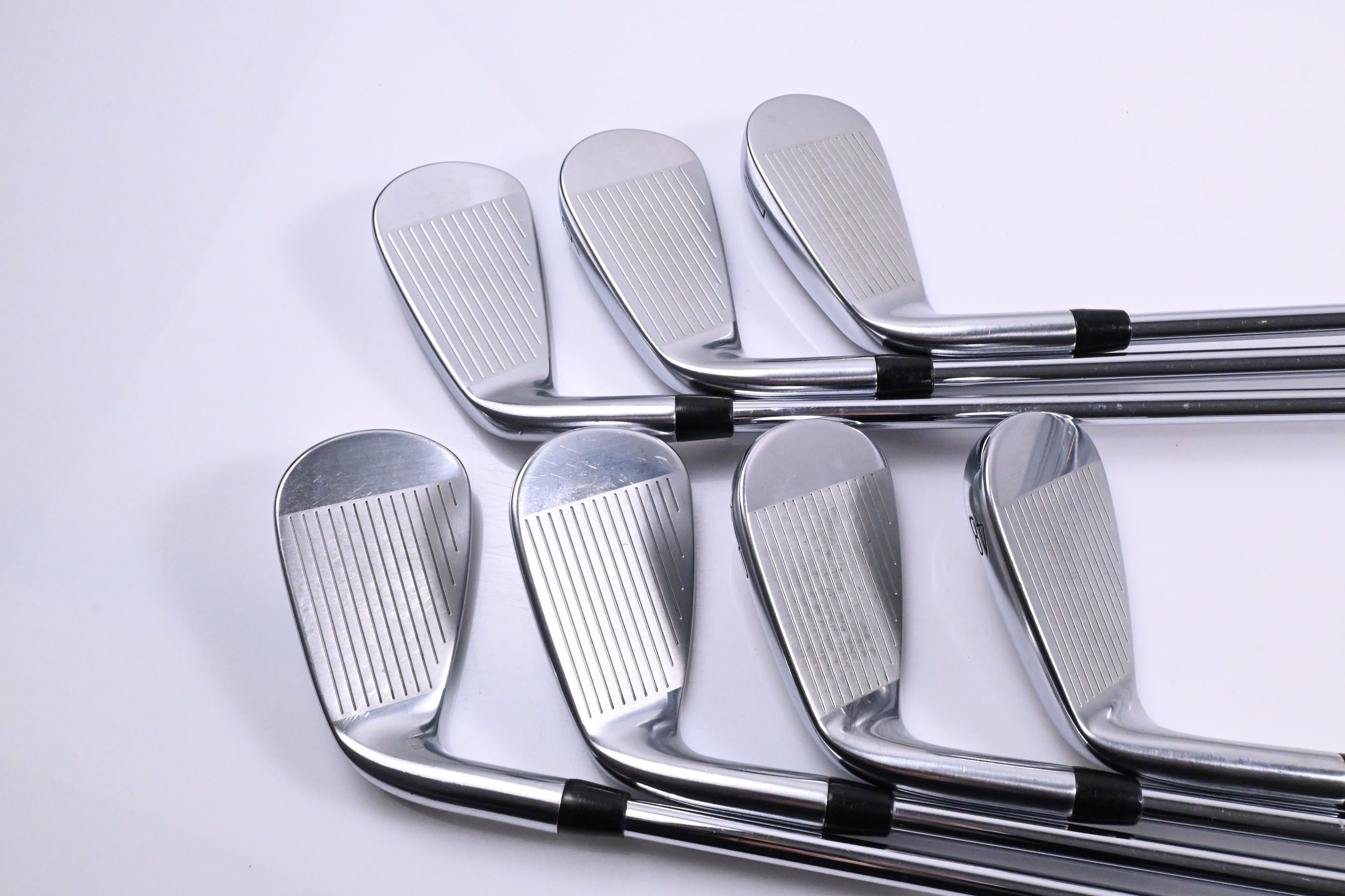 Titleist T350 Irons / 5-PW+48° / Regular Flex AMT Red R300 Shafts