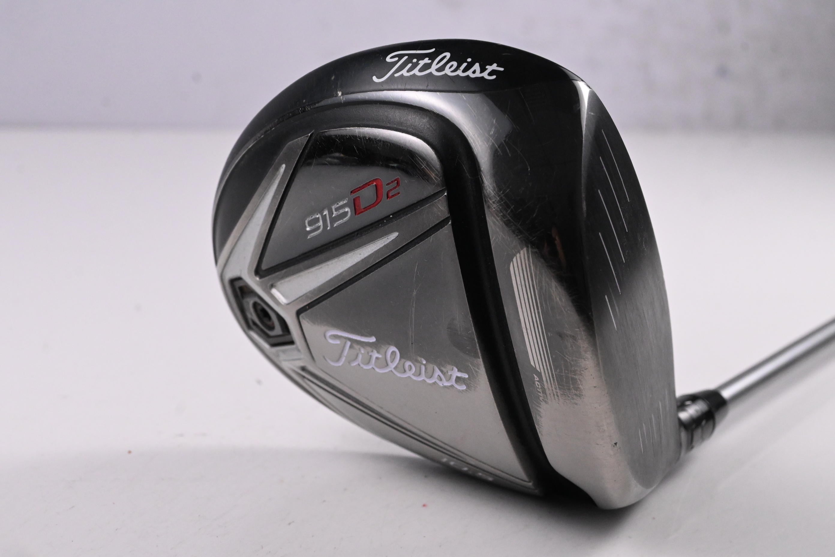 Titleist 915 D2 Driver / 10.5 Degree / Regular Flex Diamana S+ Blue 60 Shaft