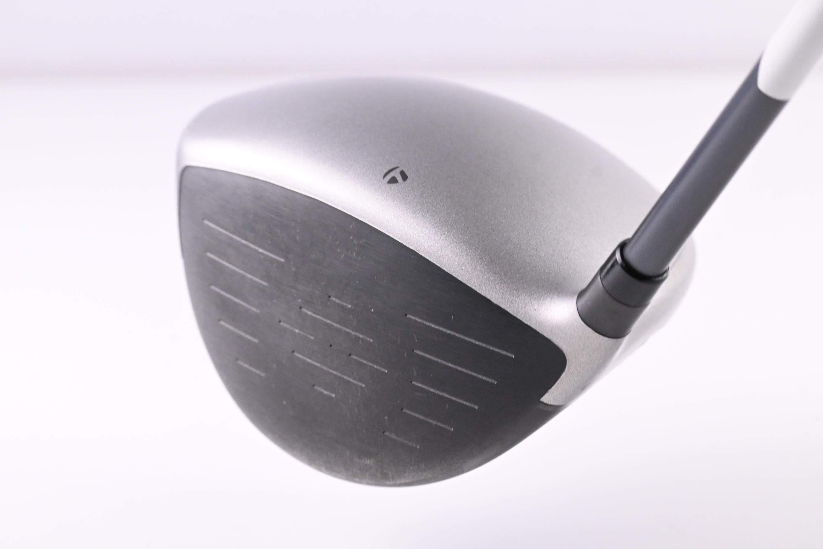 Taylormade SLDR-S Driver / 16 Degree / Regular Flex Fujikura Speeder 57 Shaft
