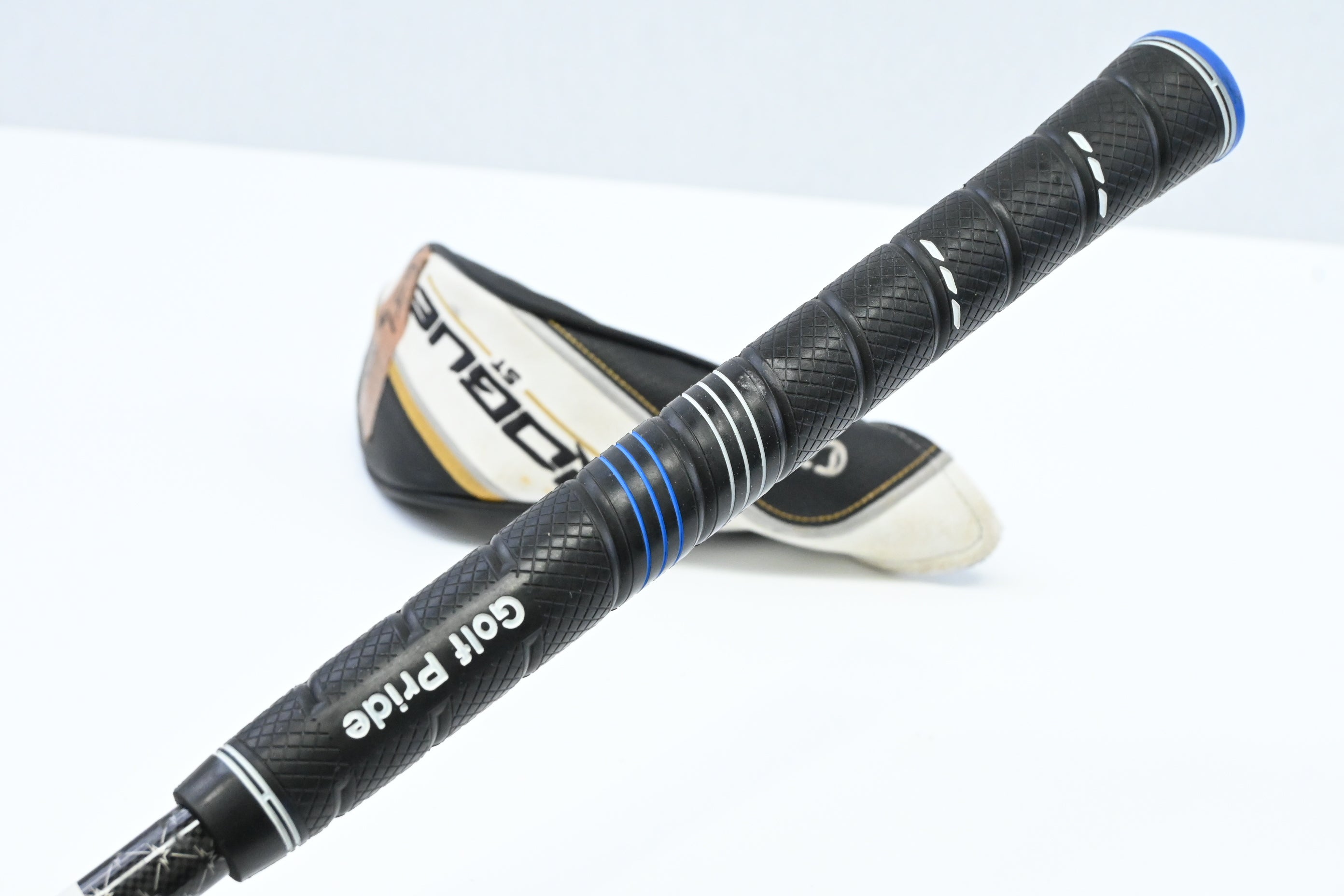 Callaway Rogue ST Max #3 Hybrid / 18 Degree / Regular Flex Tensei AV Blue 65