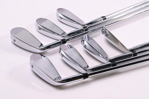 Callaway Elyte X Irons / 5-PW+SW / Regular Flex Vector 80 Shafts