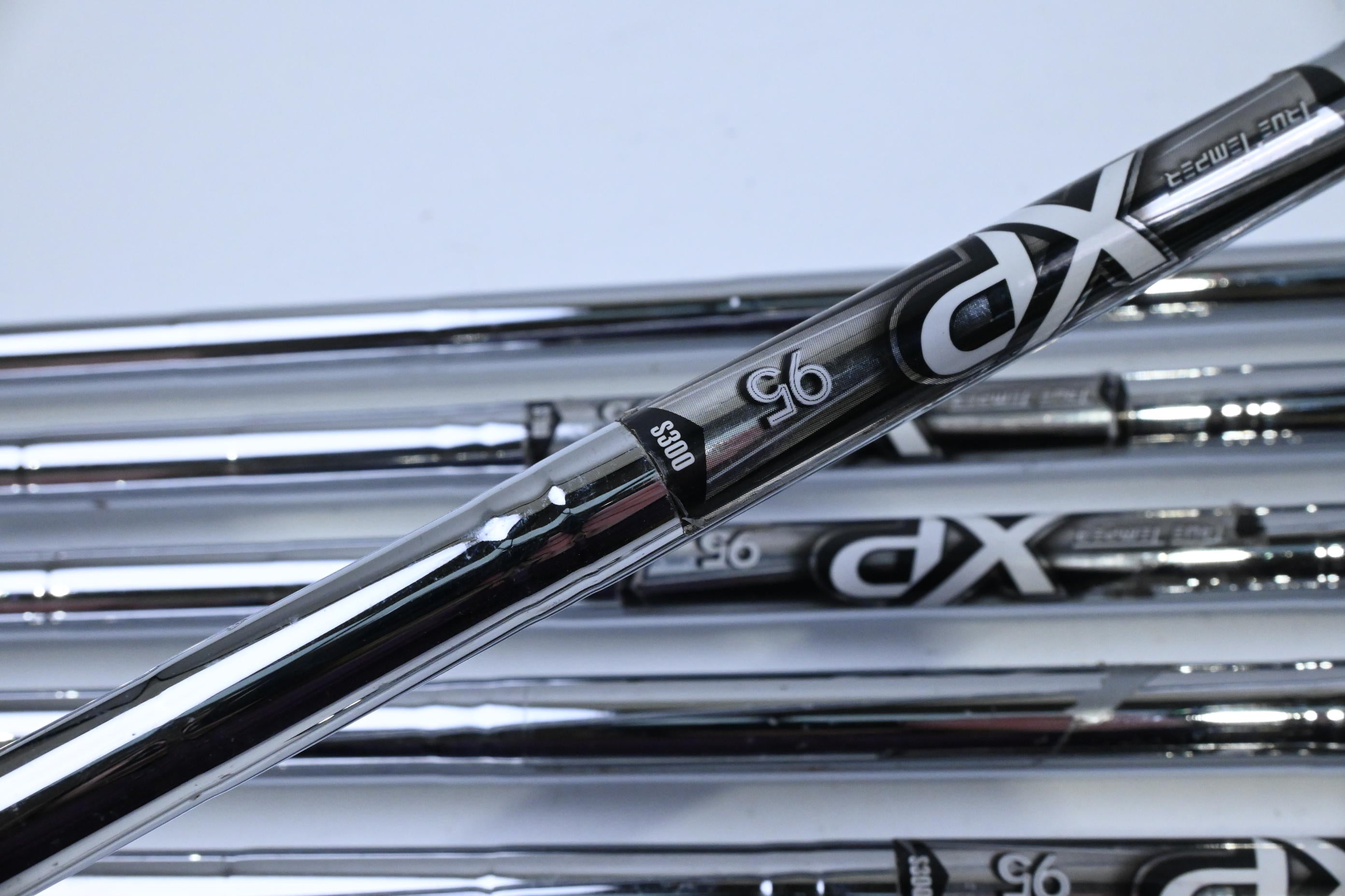 Titleist 714 AP2 Irons / 4-PW / Stiff Flex True Temper XP 95 S300 Shafts