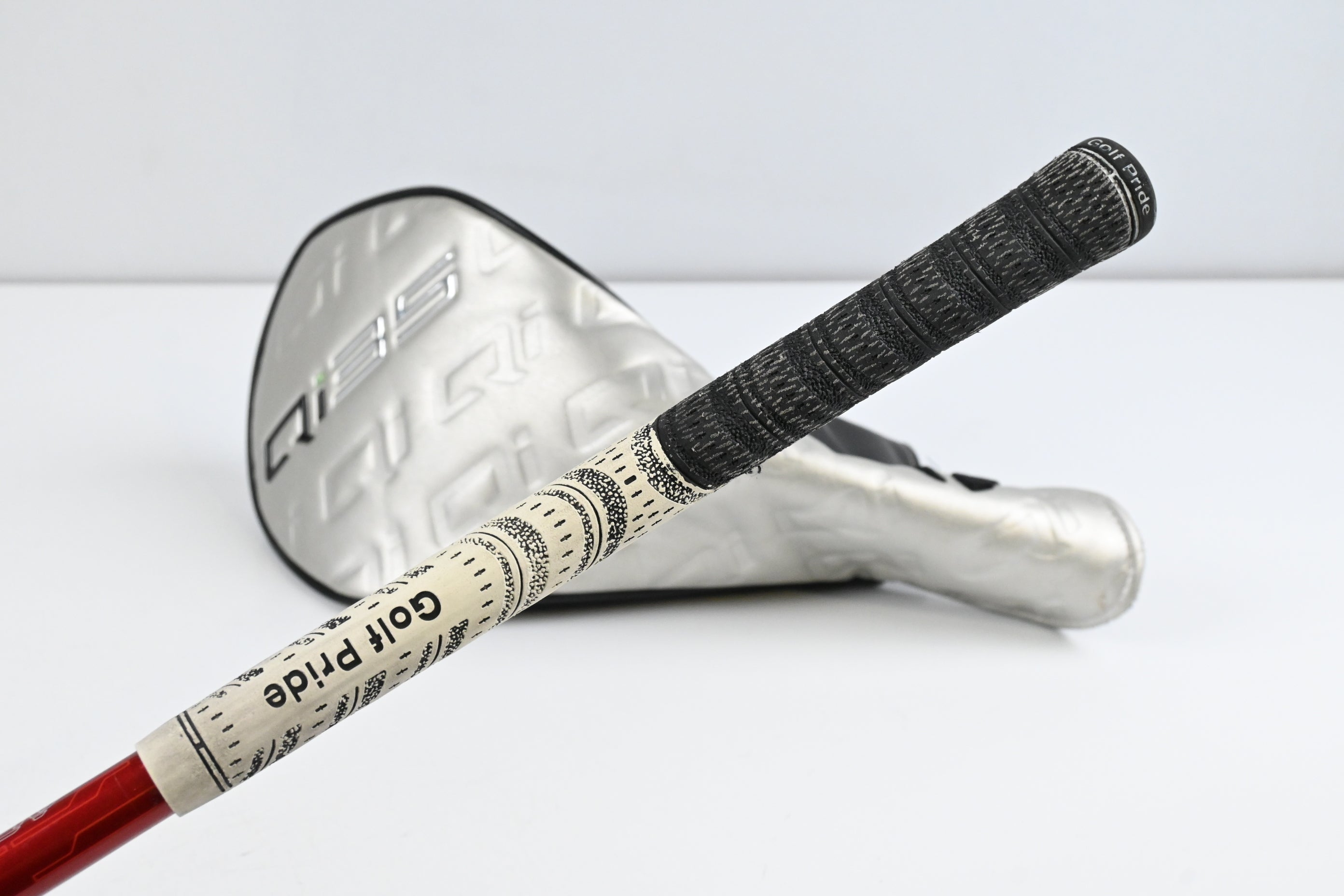 Taylormade Qi35 LS Driver / 8 Degree / X-Flex Accra GX Red 370 Shaft