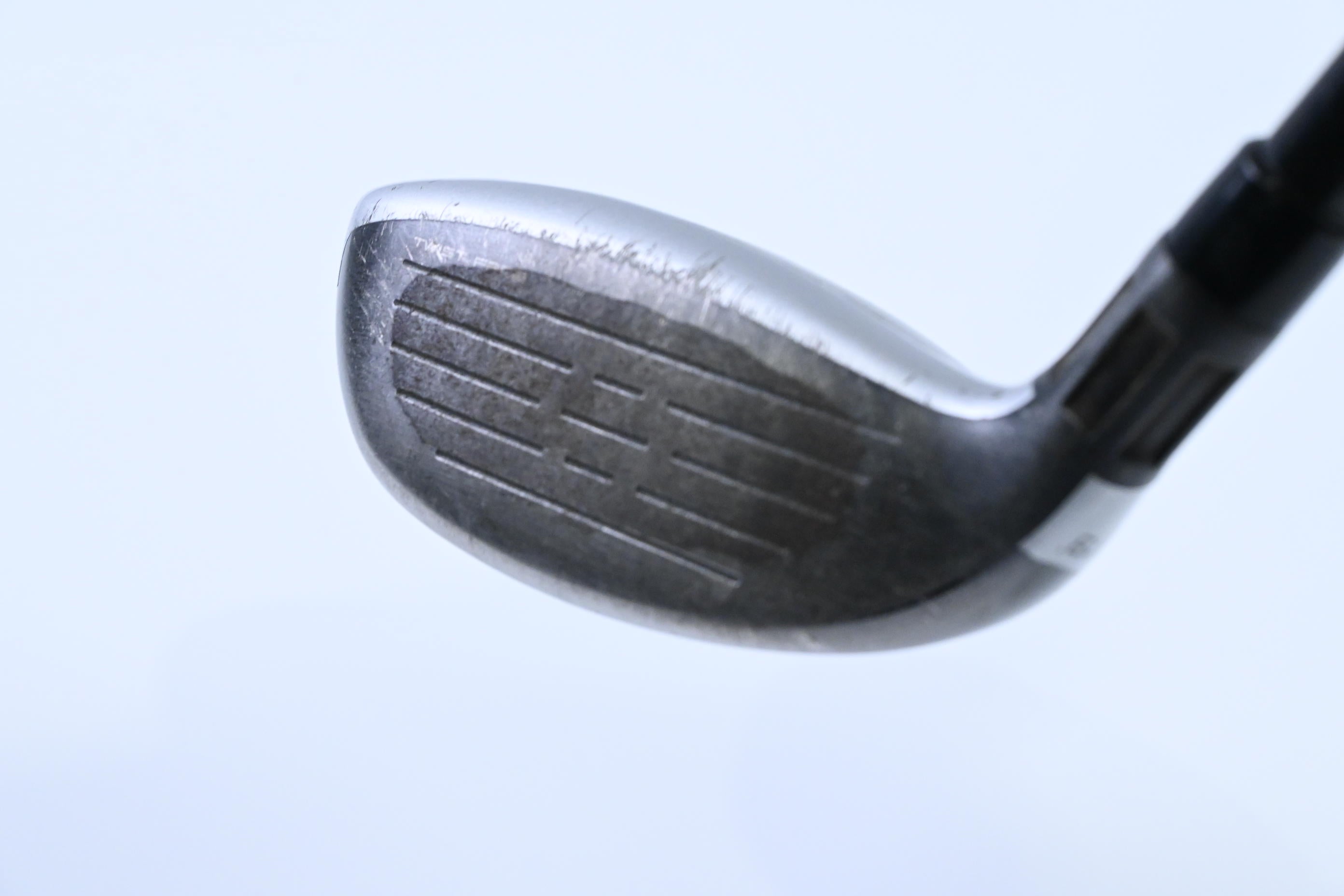 Taylormade M6 #3 Hybrid / 19 Degree / Stiff Flex Fujikura Atmos Orange 7 Shaft