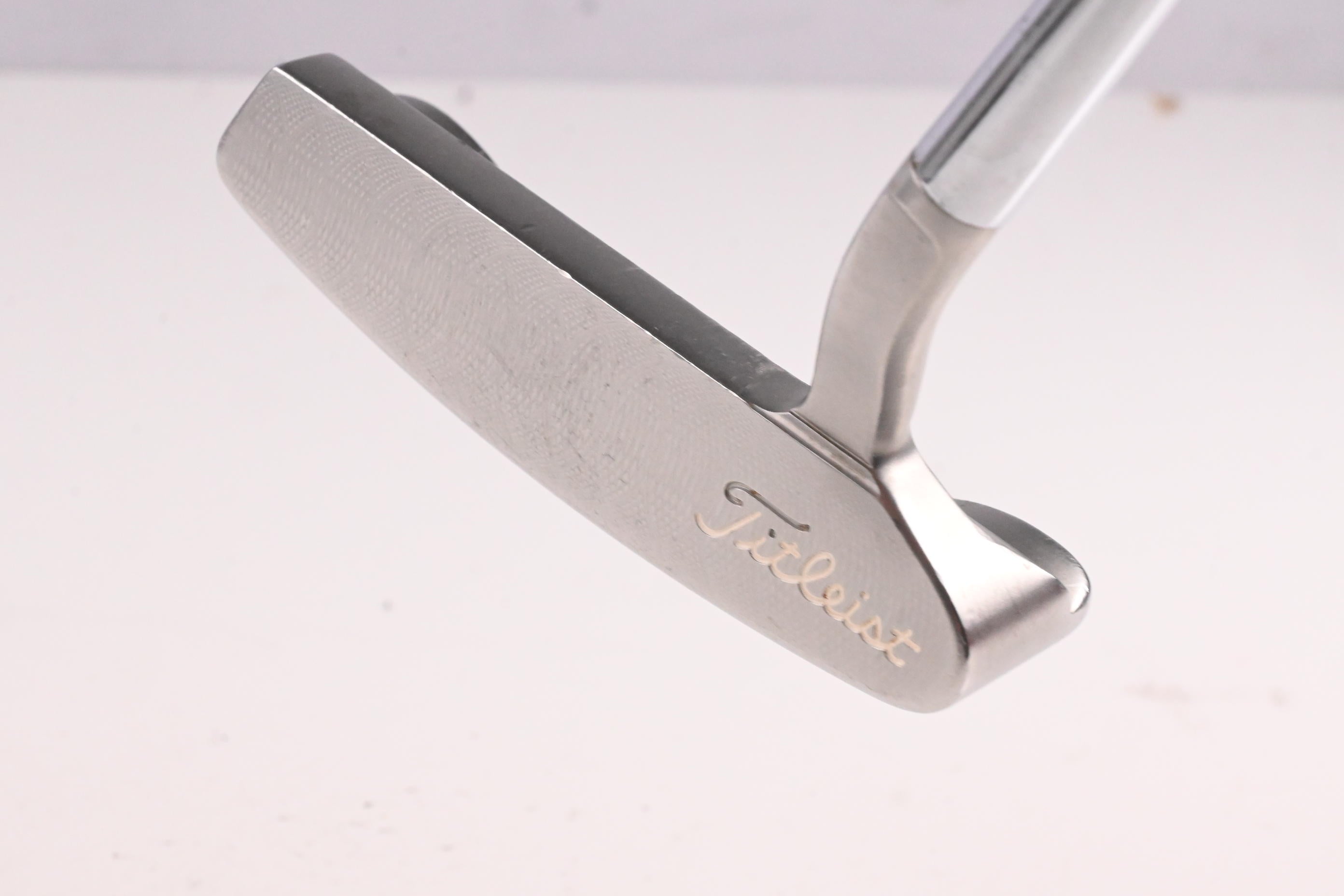 Scotty Cameron Studio Stainless Newport Beach 1.5 Putter / 33 Inch