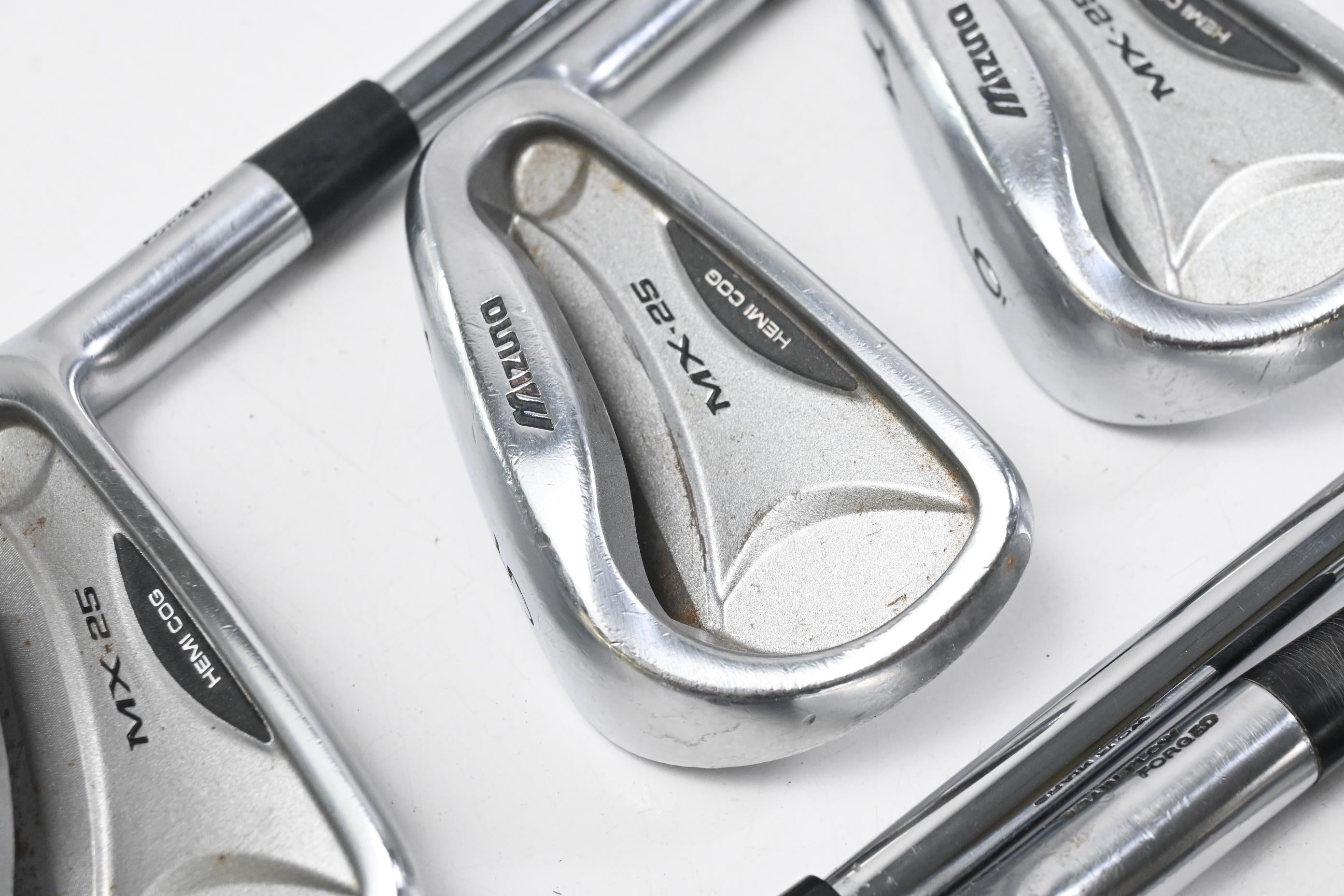 Mizuno MX-25 Irons / 4-PW / Regular+ Flex Project X Rifle Shafts