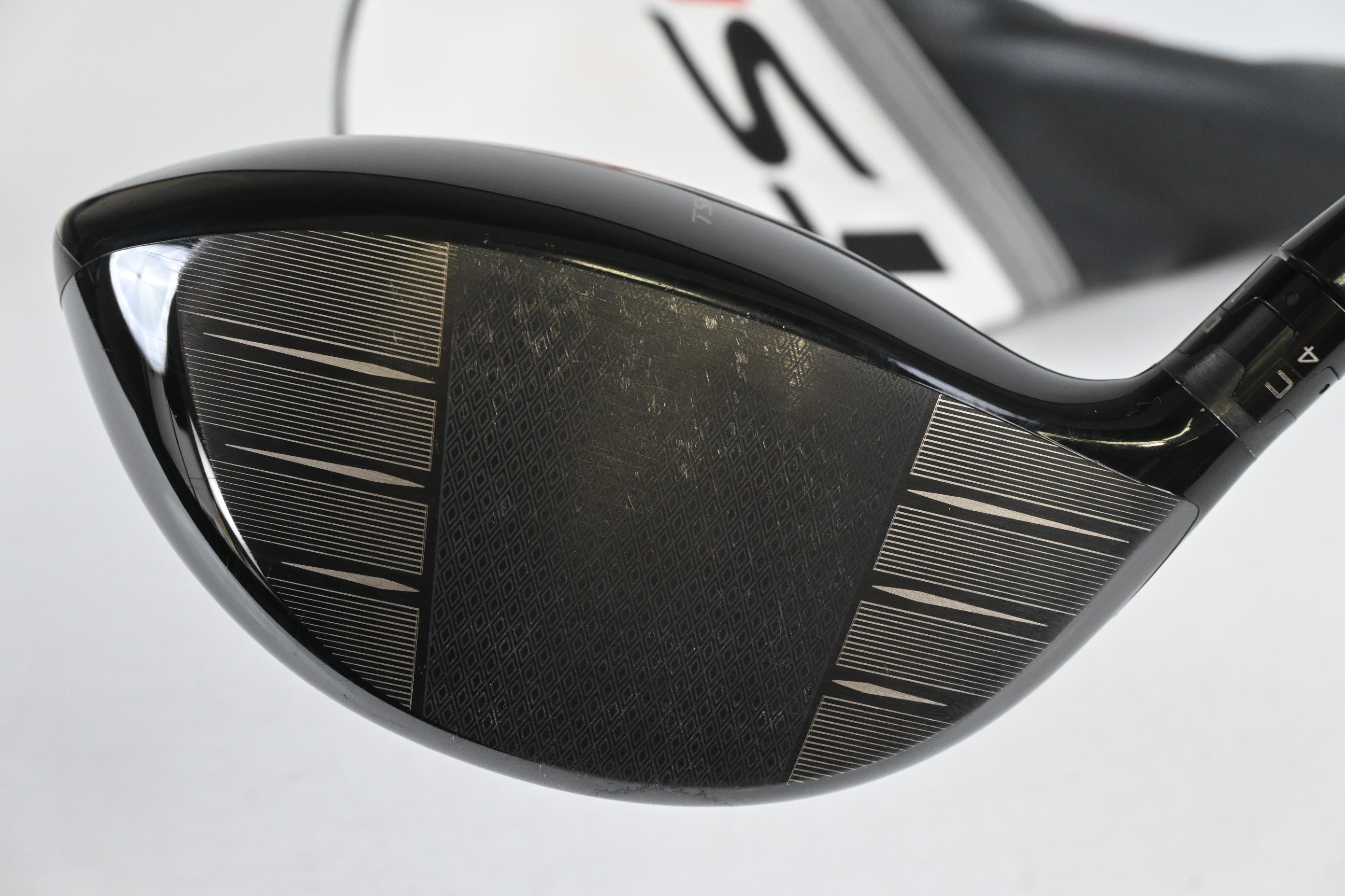 Titleist TSR2 Driver / 10 Degree / Stiff Flex Tensei AV Blue 55 Shaft