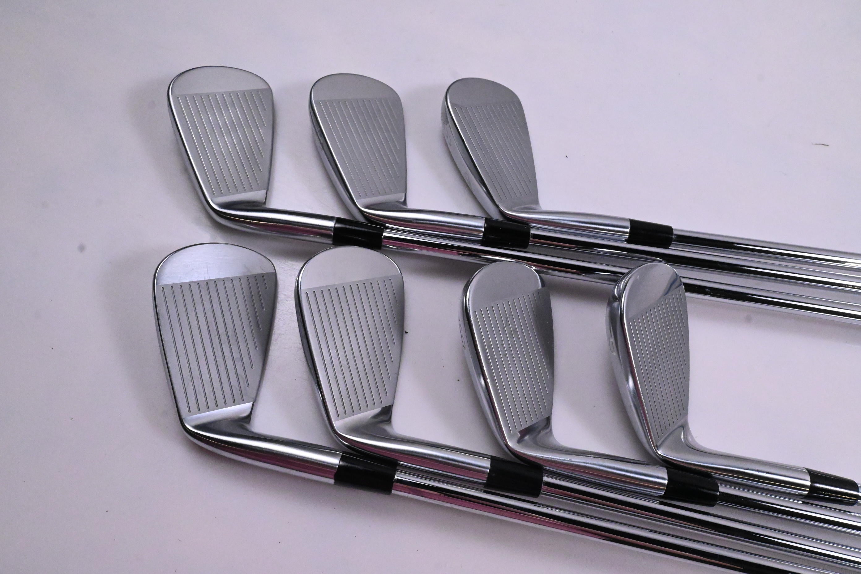 Mizuno M-13 Irons / 4-PW / Stiff Flex Project X Red 110 Shafts